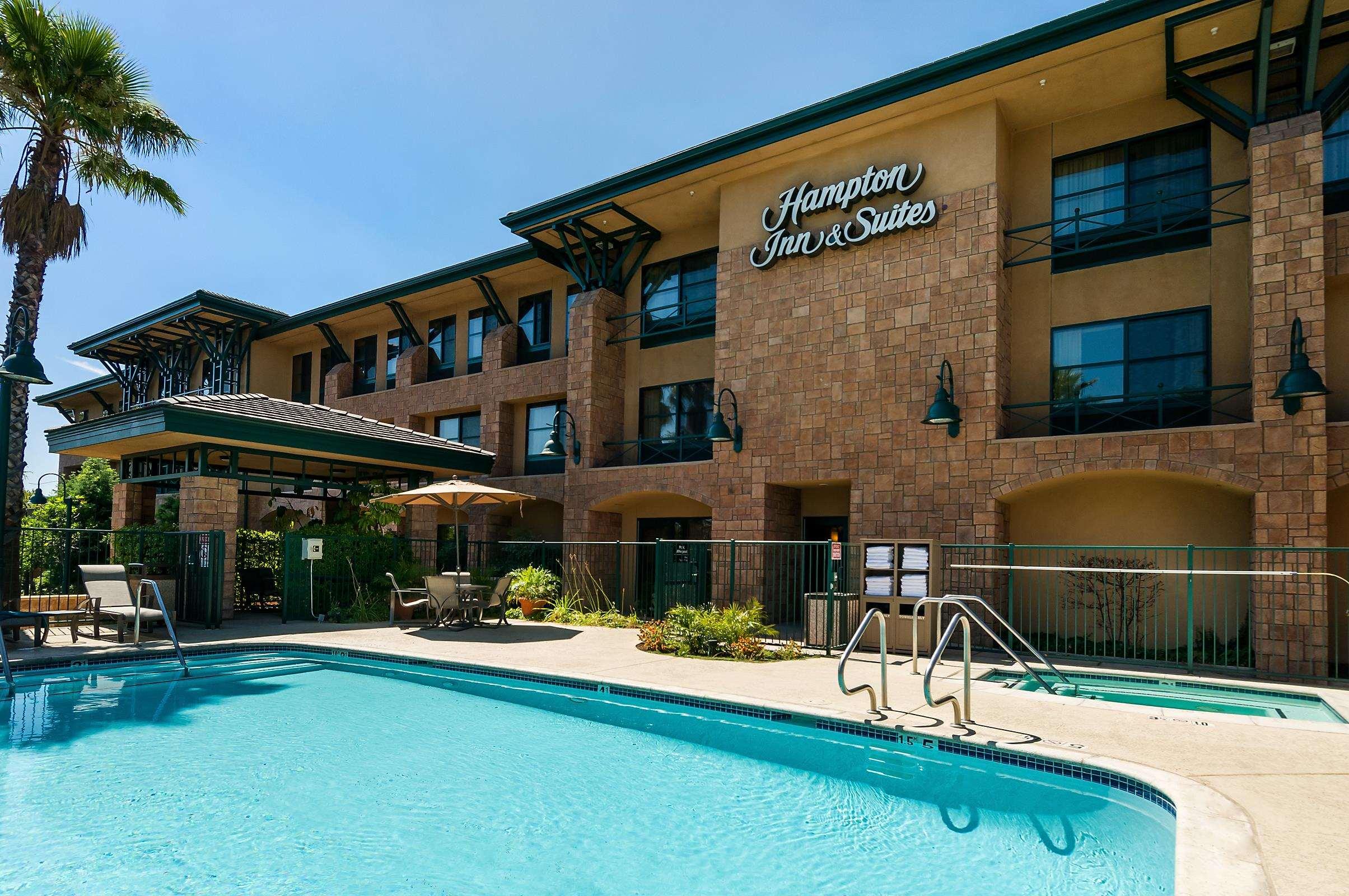 Hampton Inn & Suites Agoura Hills — photo 2