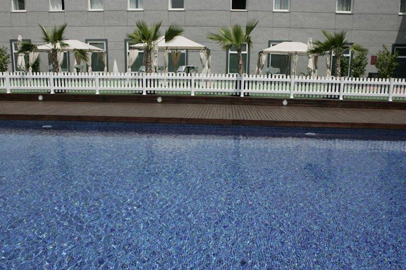 Hotel Vértice Sevilla Aljarafe — photo 4