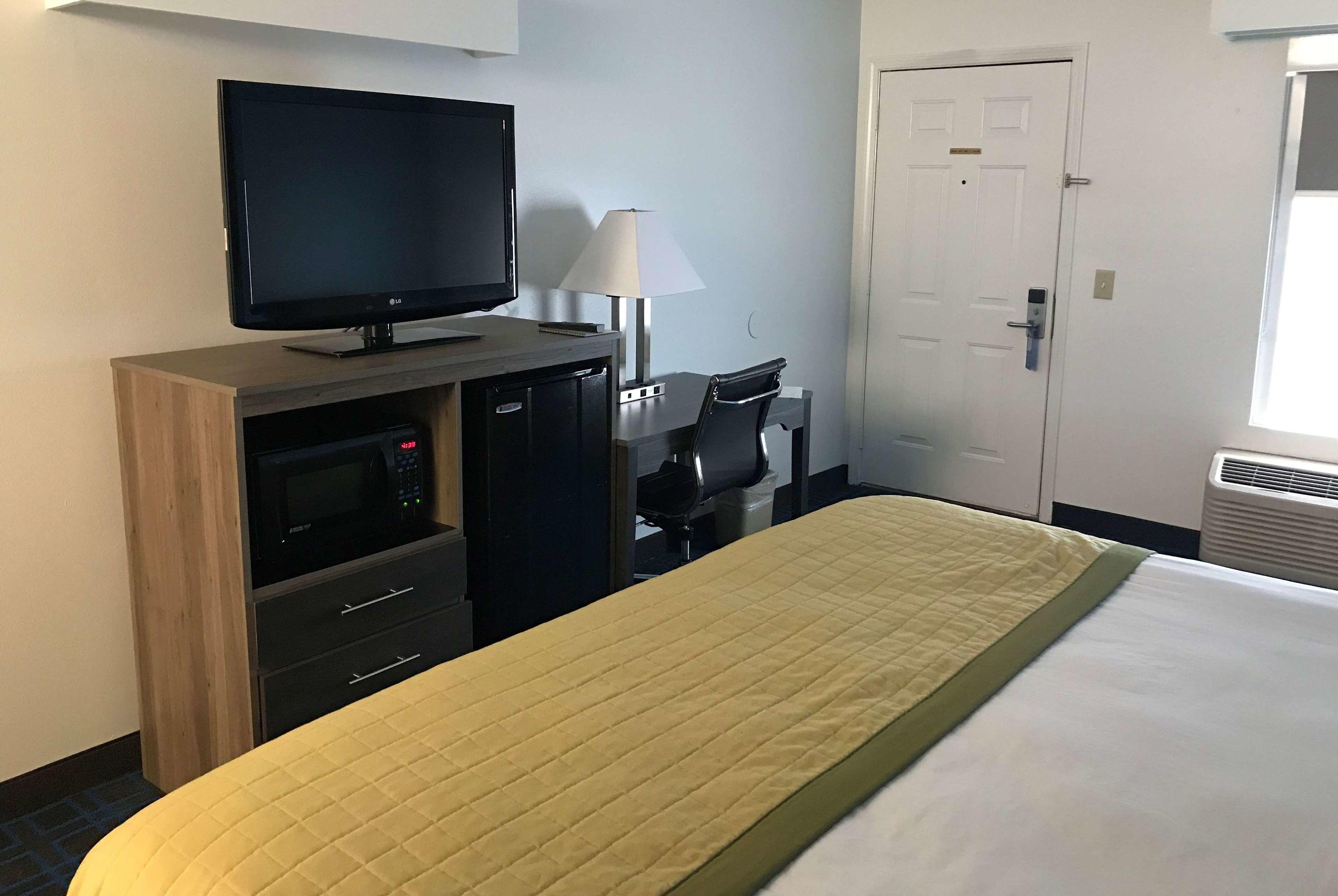 Baymont Inn & Suites Anderson/Clemson — photo 4