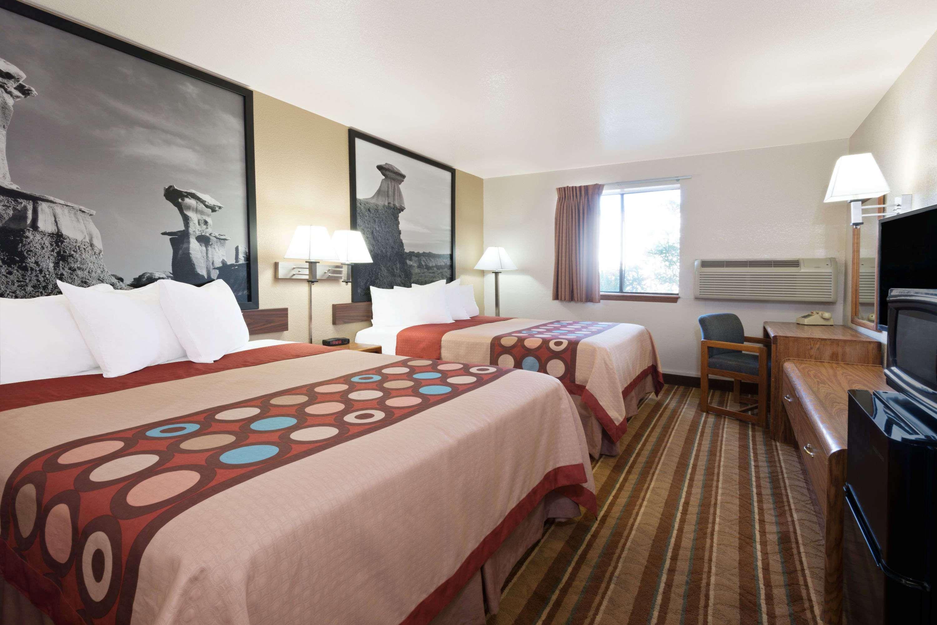 Super 8 by Wyndham Las Cruces/White Sands Area — photo 3