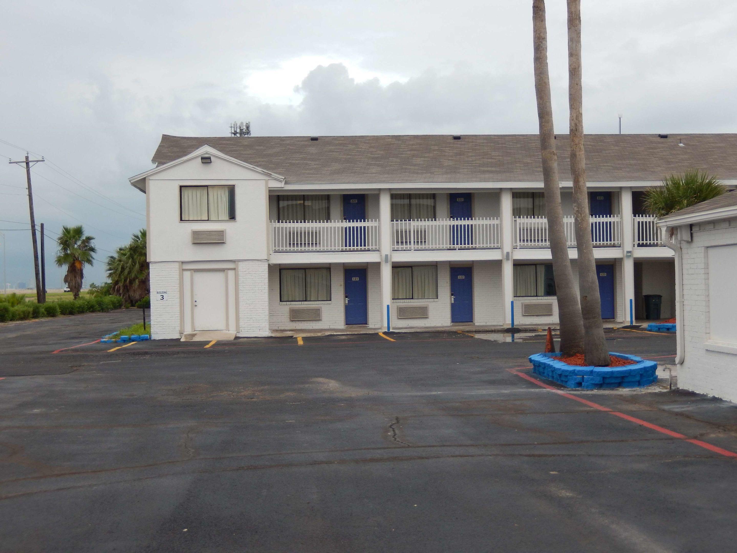 Motel 6 Portland, TX — photo 3