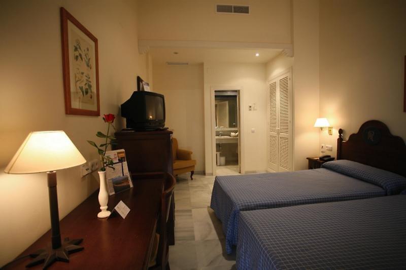 Hotel Playa de la Luz — photo 3