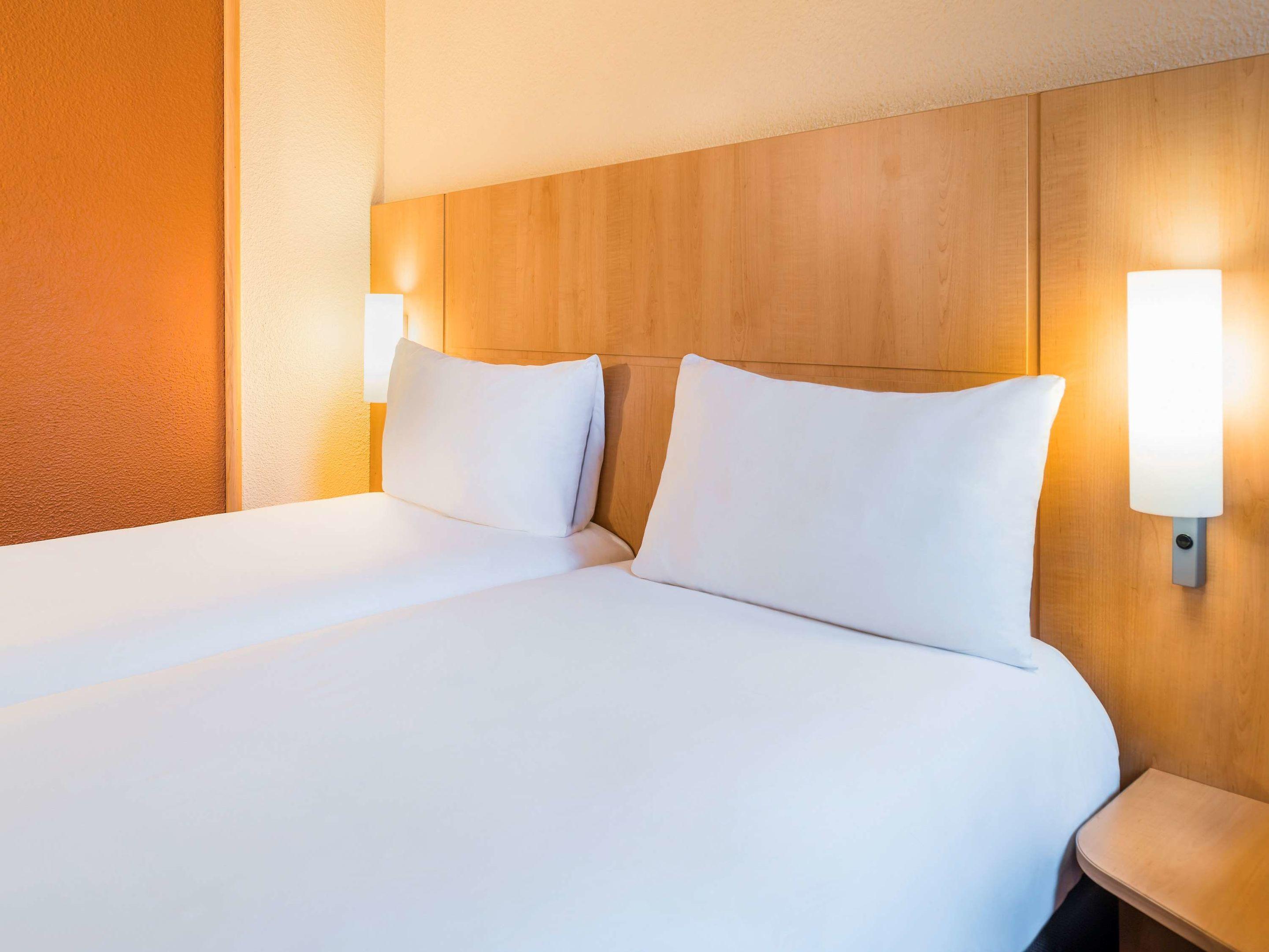 Hôtel ibis Paris Pont de Suresnes — photo 3