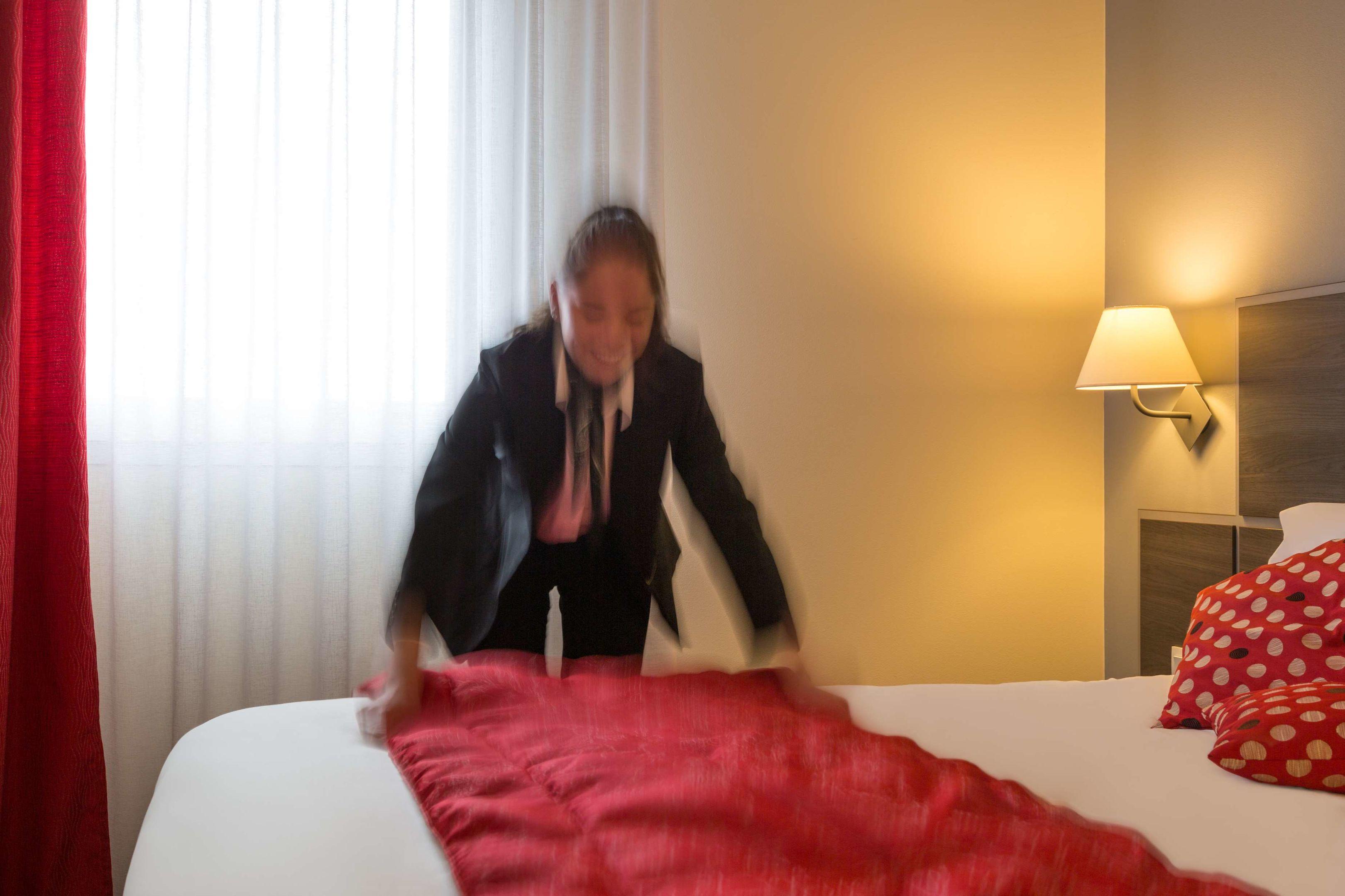Hotel The Originals Saint-Etienne Aéroport Actuel — photo 3