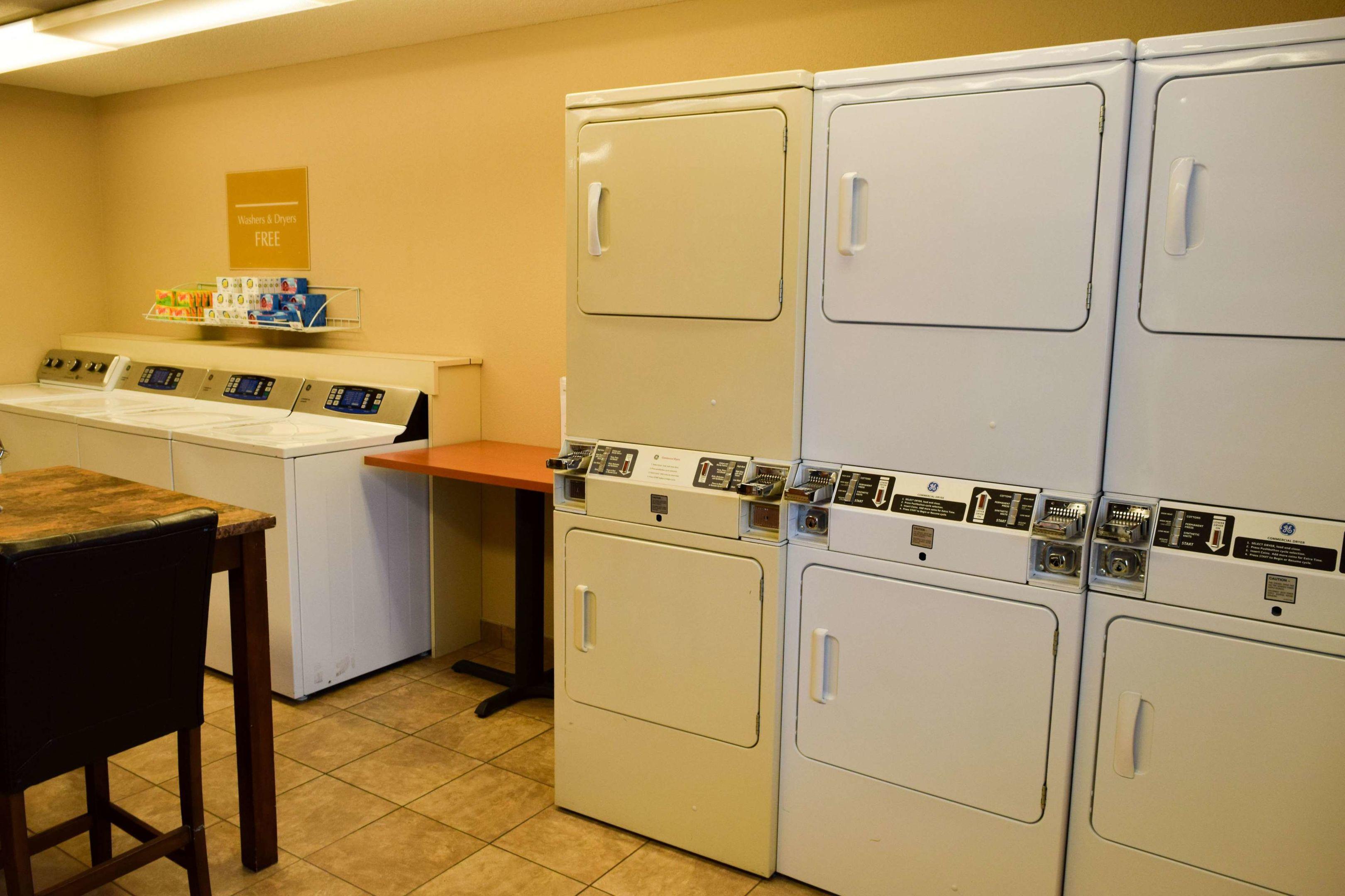 Sonesta Simply Suites Wichita Northeast — photo 5