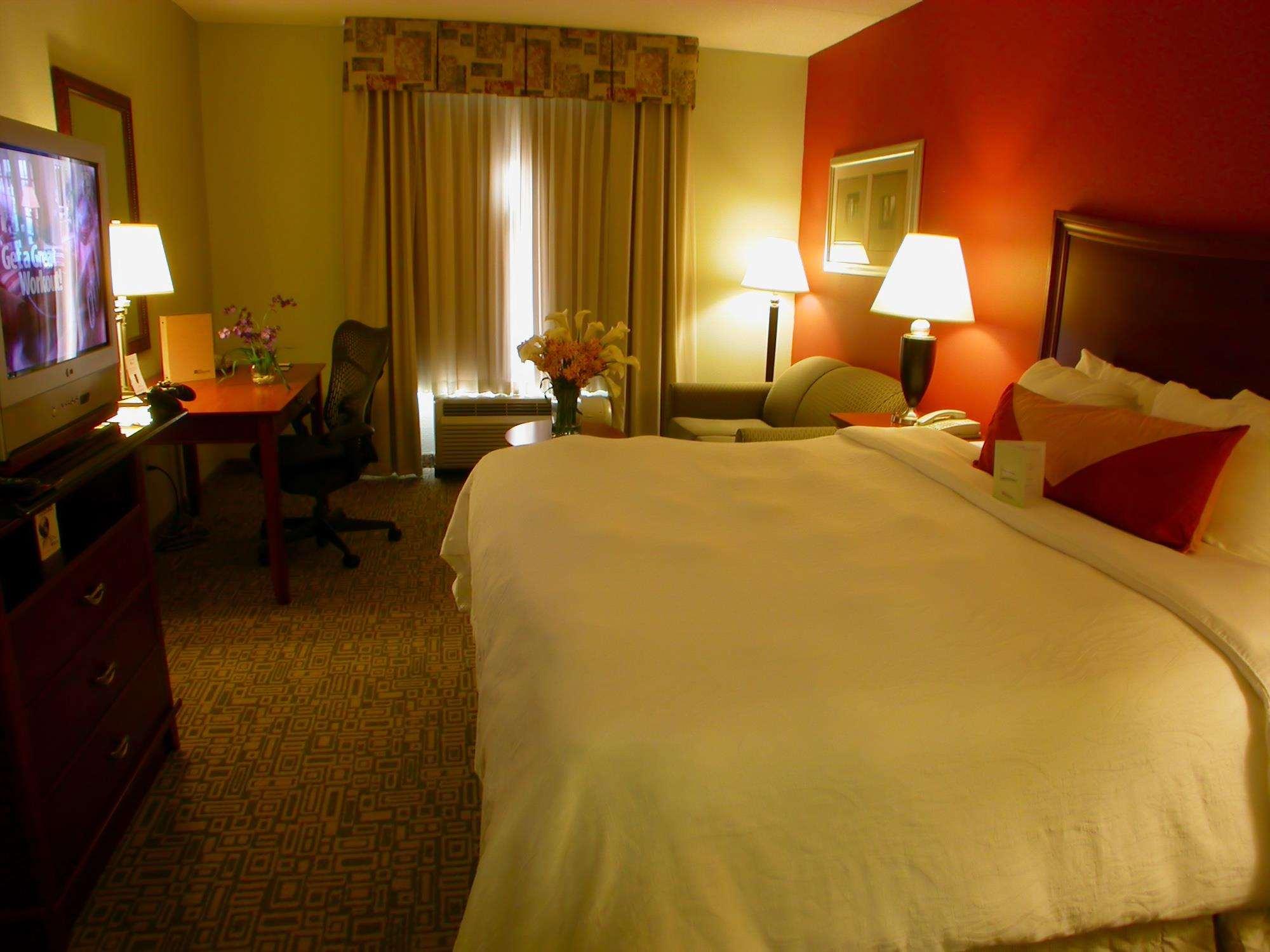 Hilton Garden Inn Fayetteville/Fort Bragg — photo 4