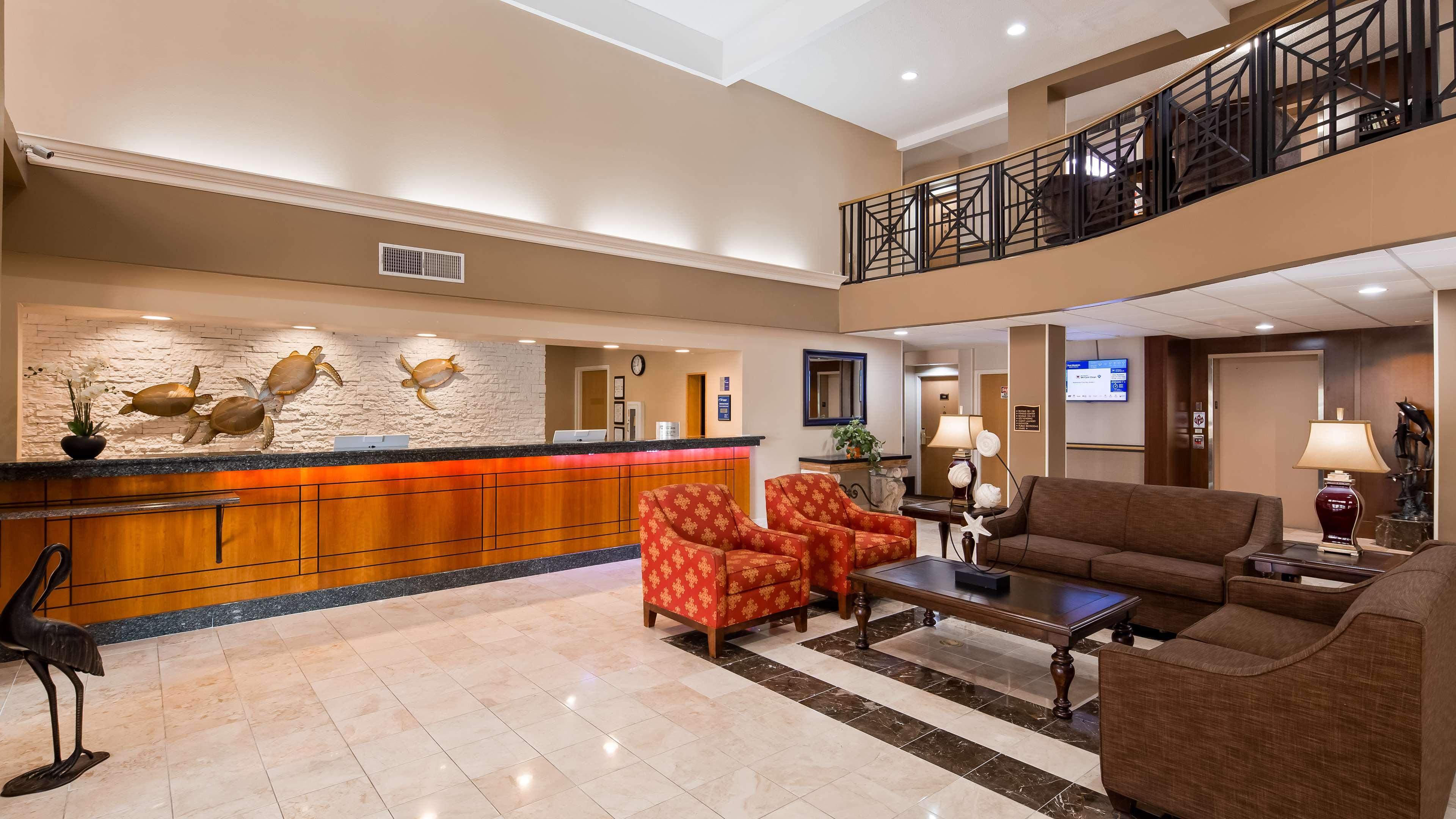 Best Western Plus Ambassador Suites Venice — photo 4