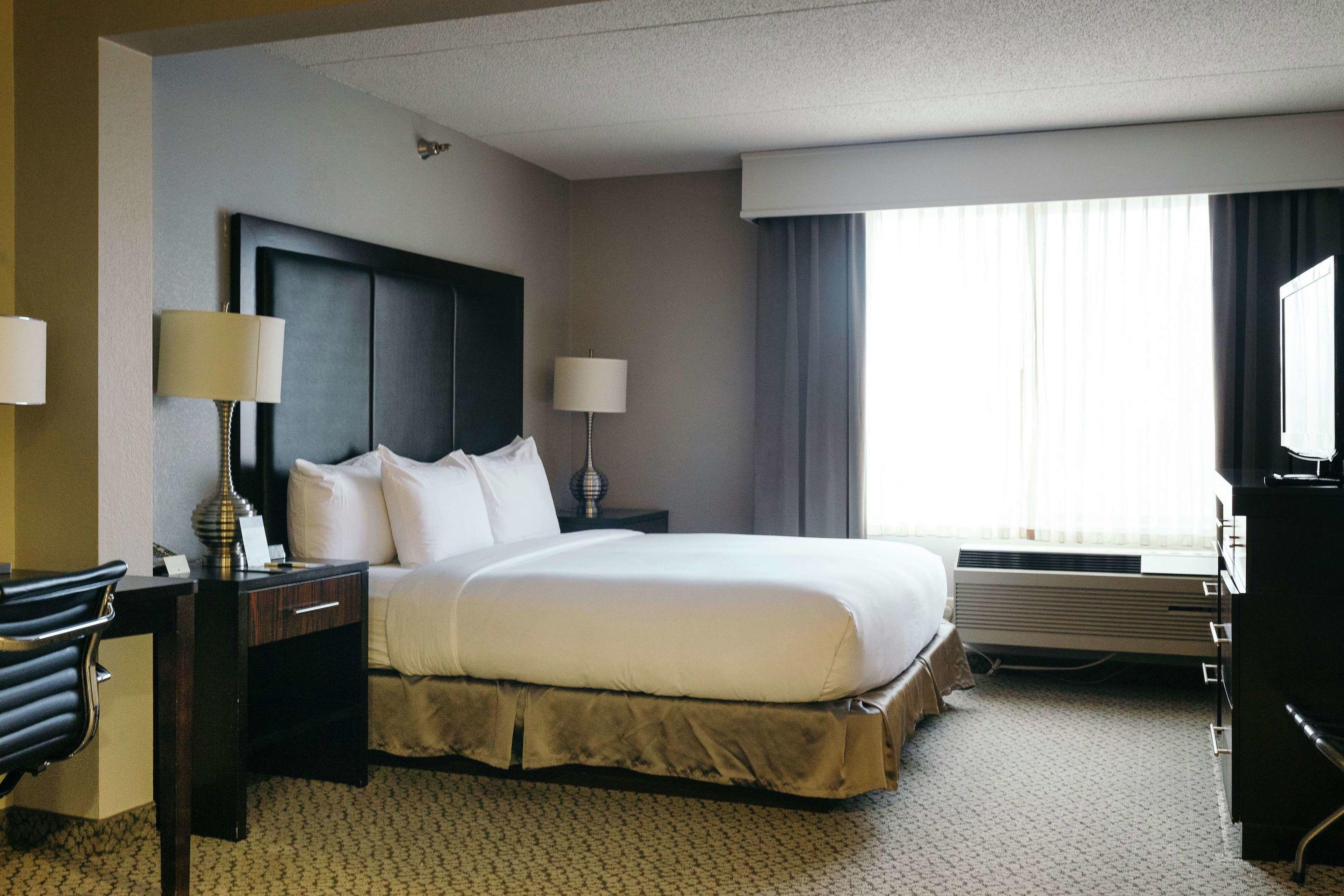 DoubleTree by Hilton Hotel Des Moines Airport — photo 5
