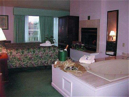 Lake Natoma Inn — photo 3