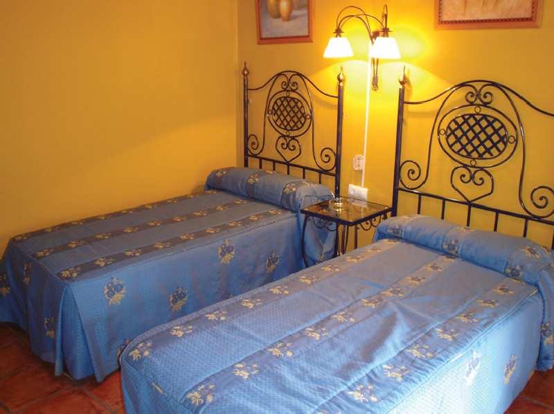 Hostal Dalís — photo 4