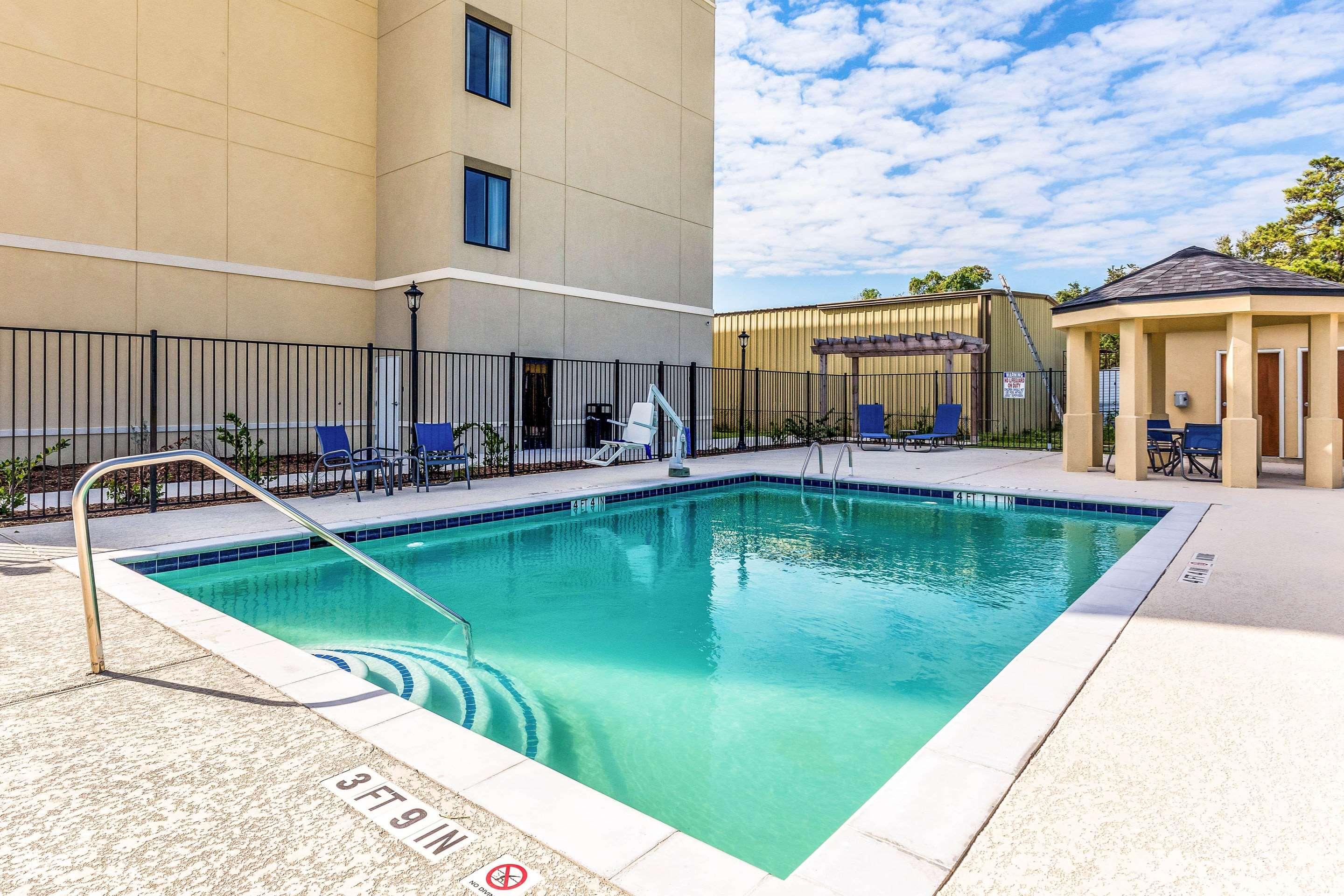 Comfort Suites Channelview — photo 4