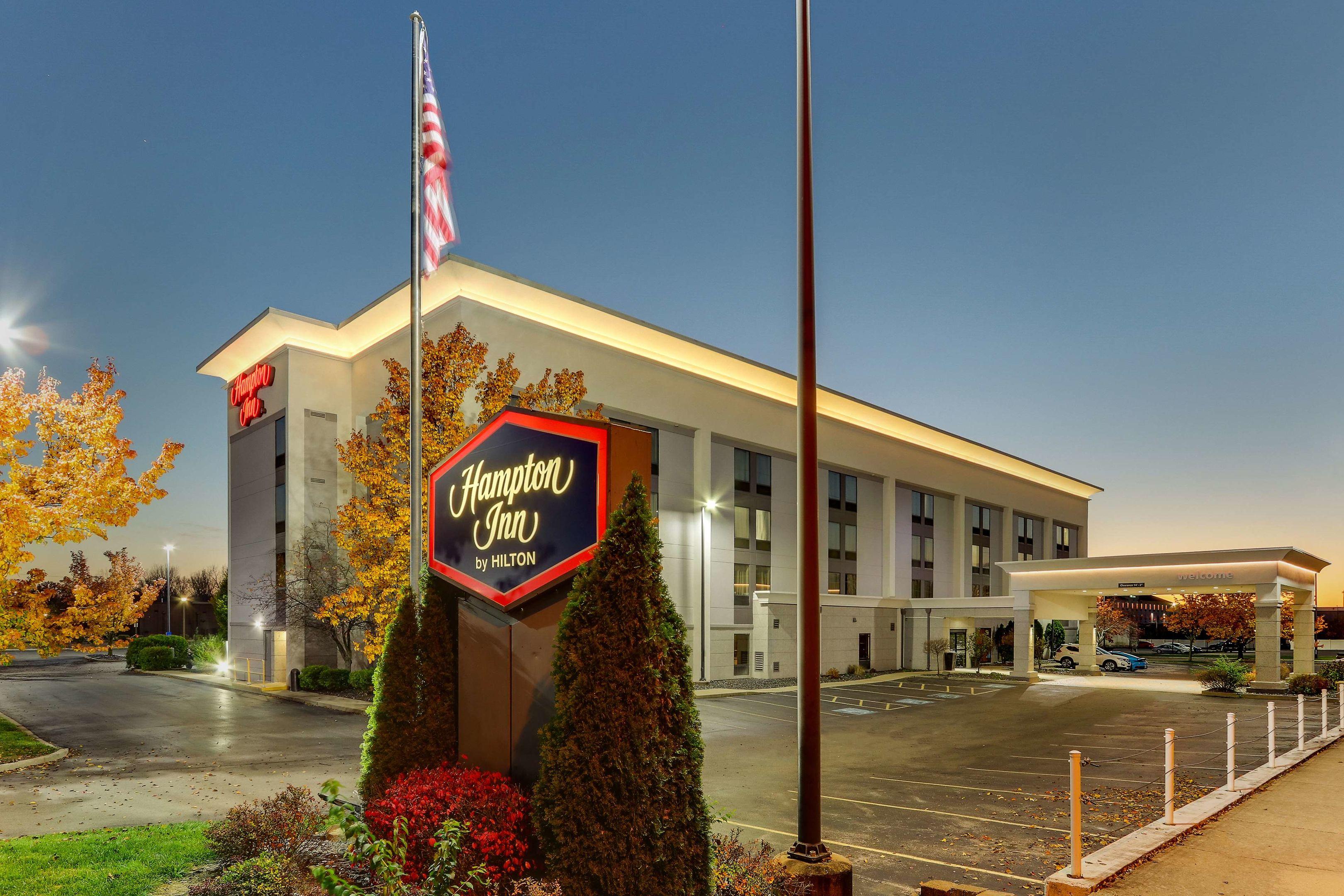 Hampton Inn Springfield — photo 4