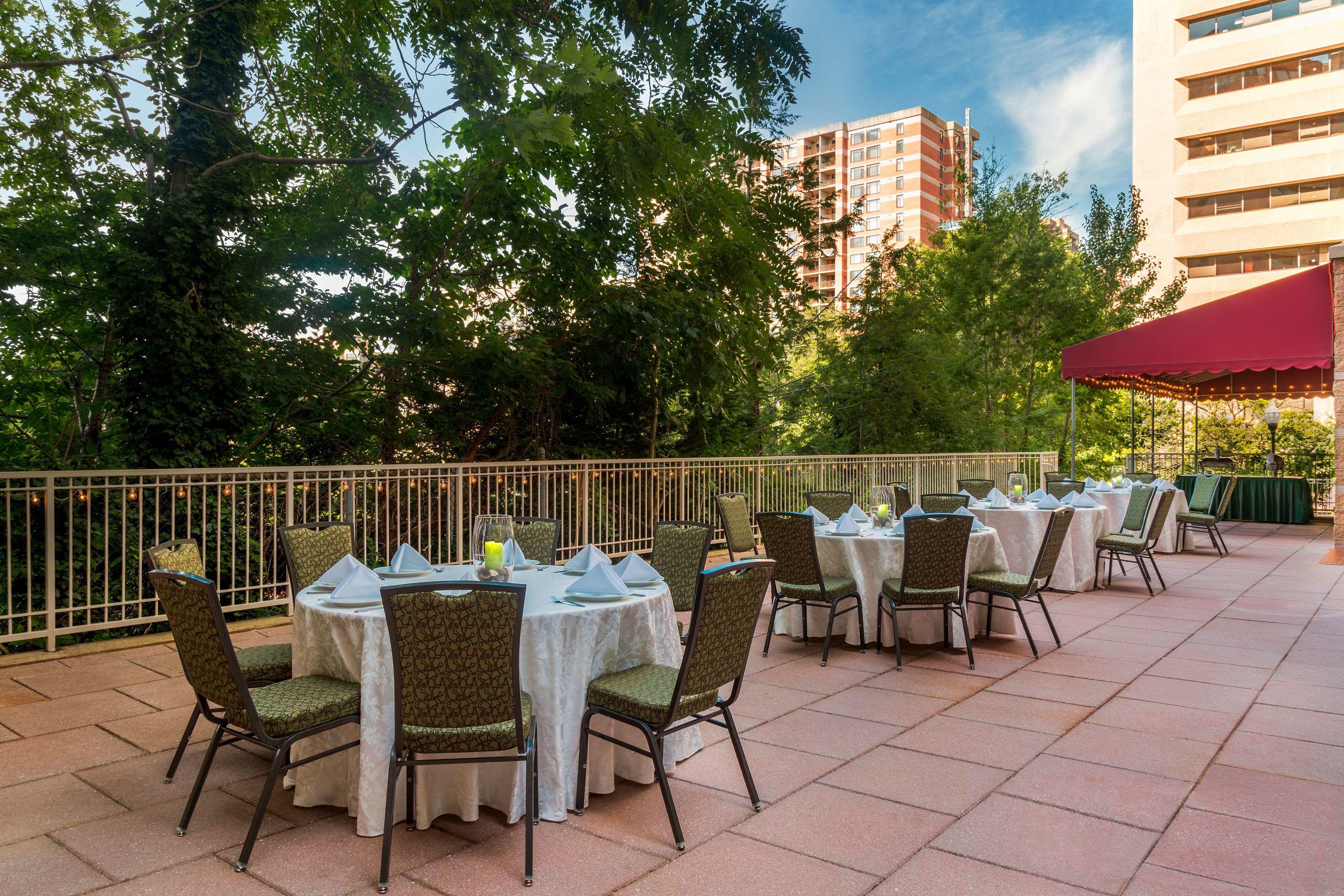 Hilton Garden Inn Arlington/Courthouse Plaza — photo 4