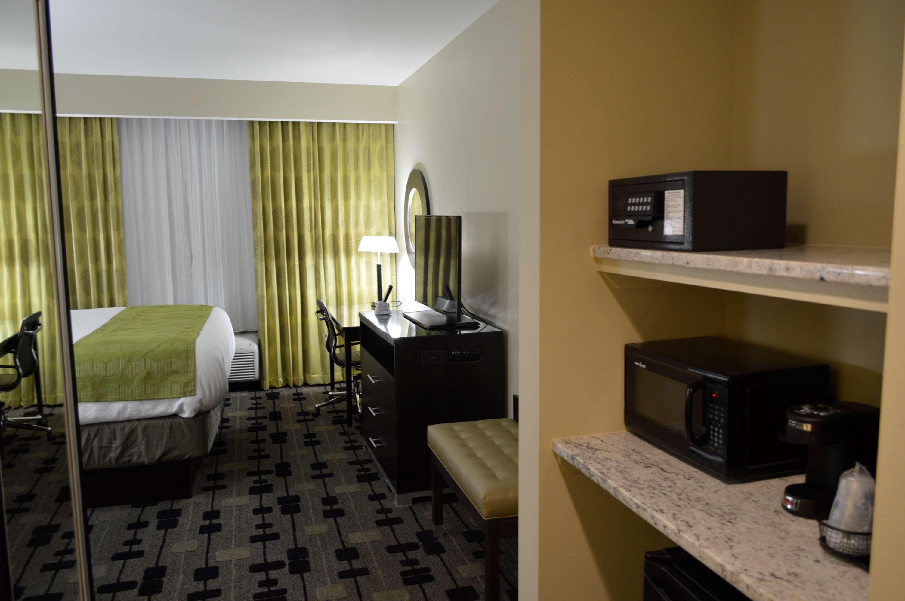 Best Western Premier University Inn — photo 5