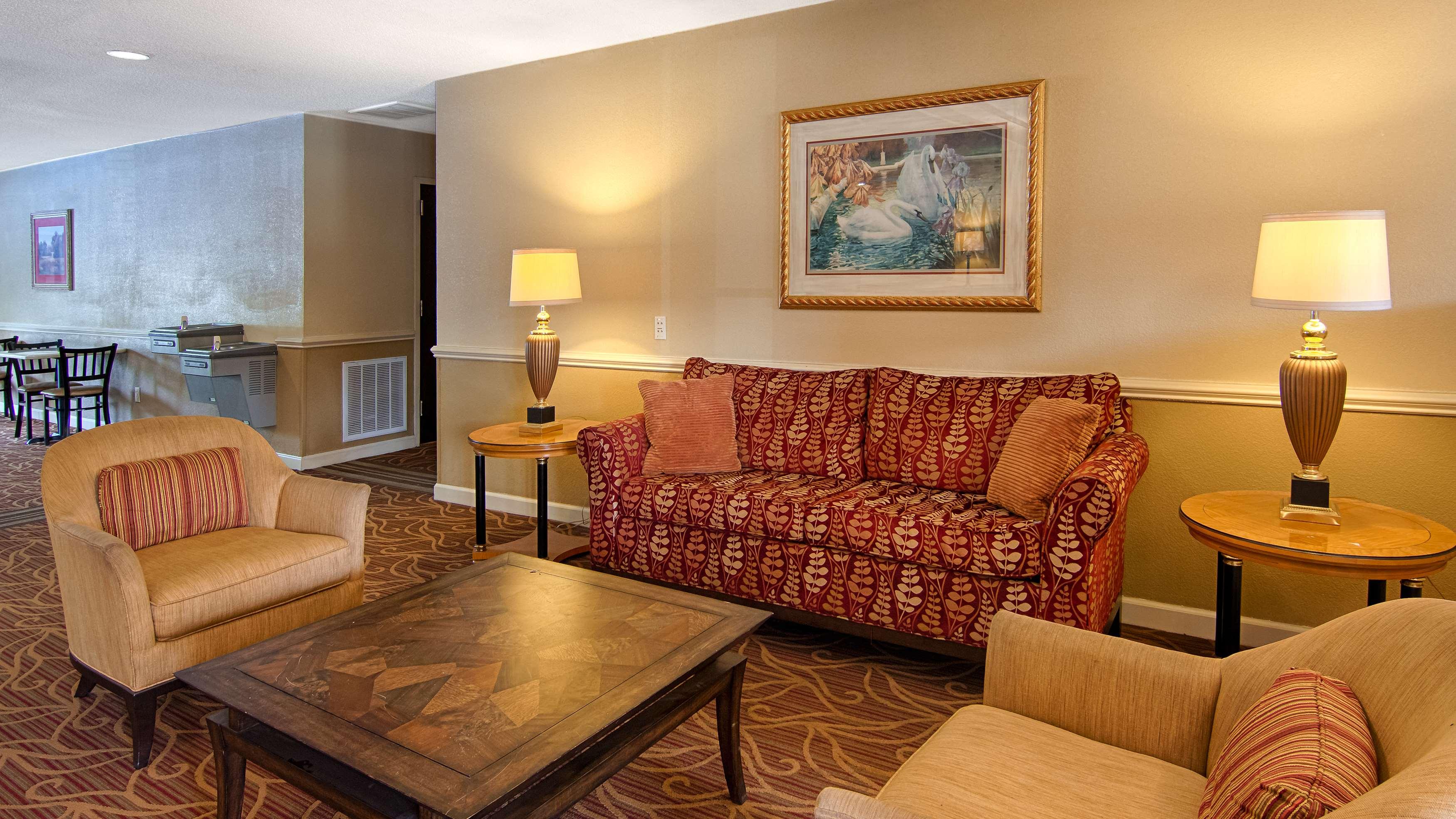 SureStay Plus Hotel by Best Western Tarboro — photo 4
