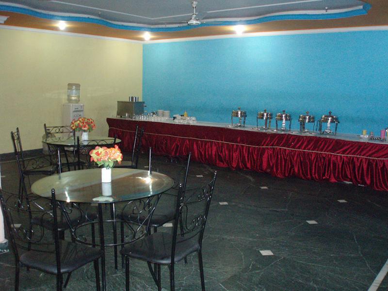 Royal Residency Hotel — photo 4
