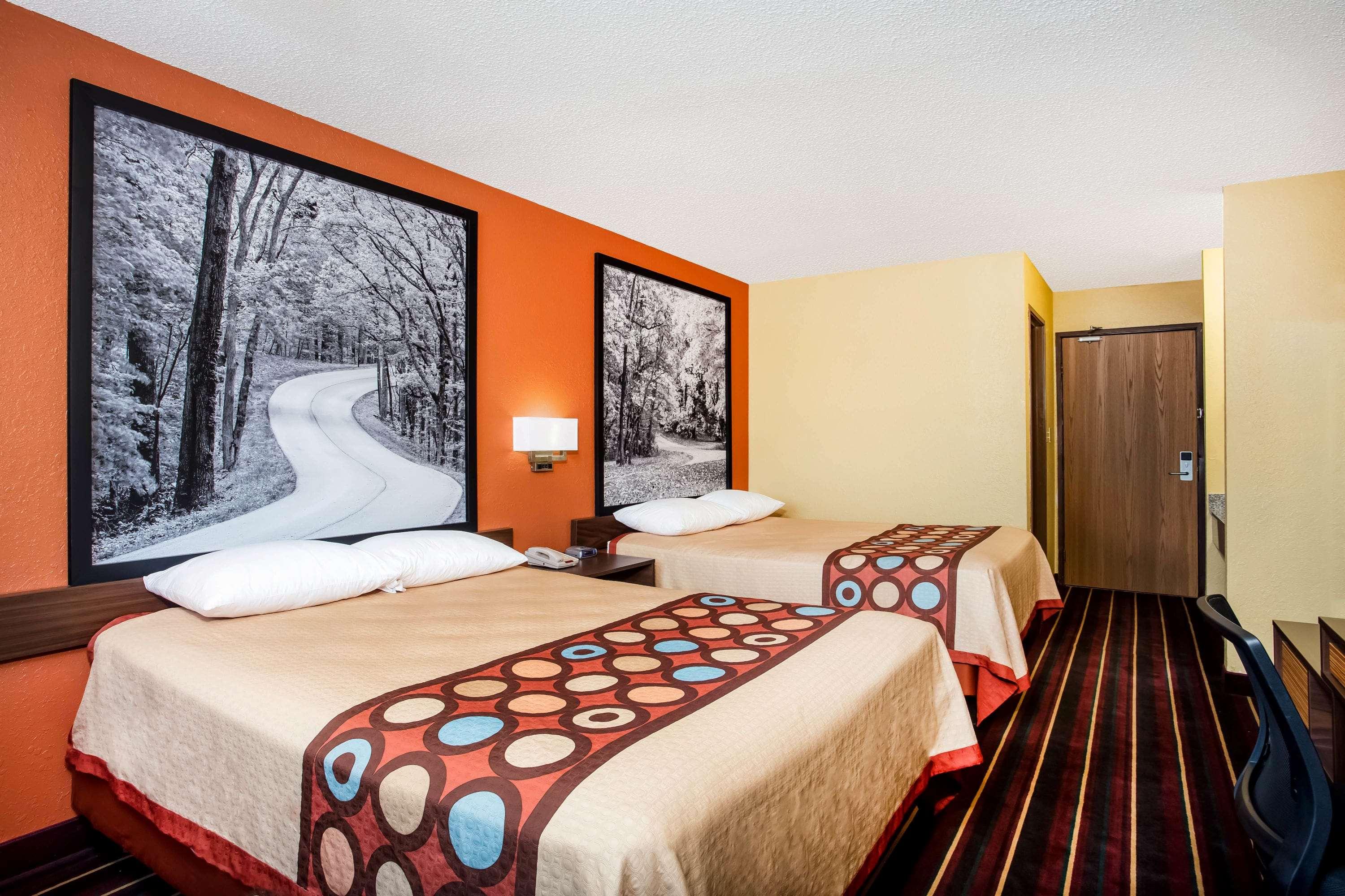 Super 8 by Wyndham Crawfordsville — photo 4
