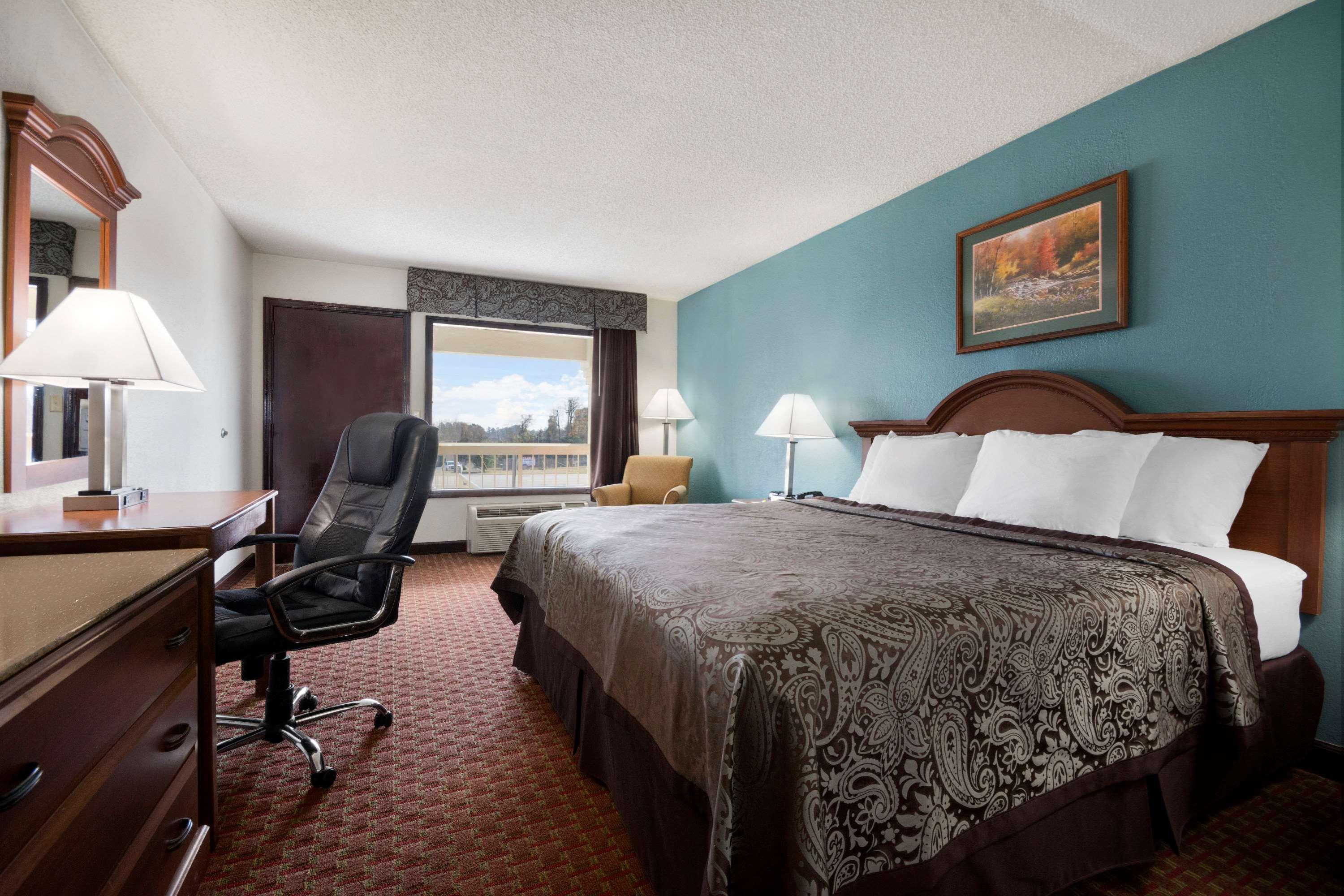 Days Inn Jacksonville — photo 5