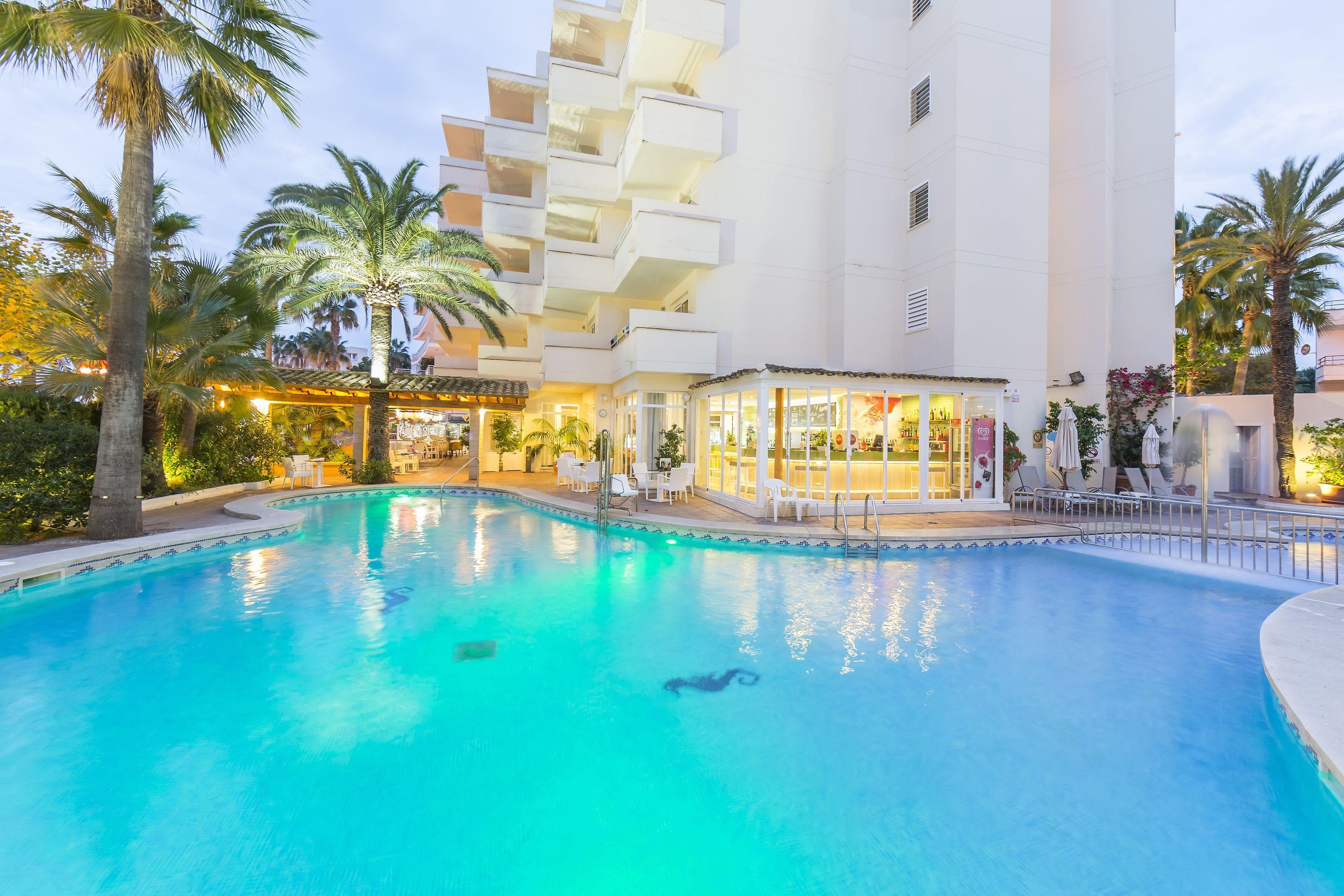 Aparthotel & Suites Cap de Mar — photo 4