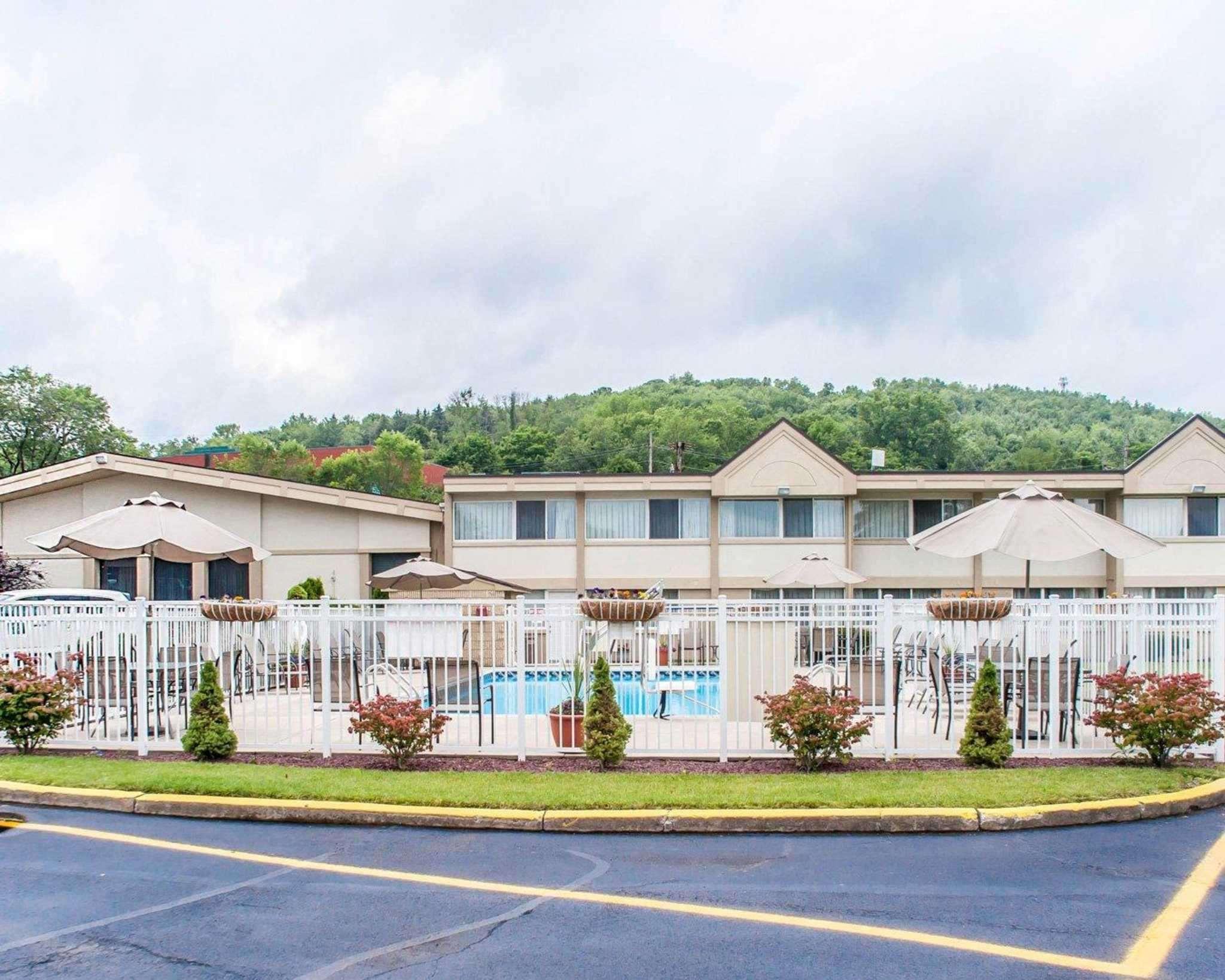 Quality Inn & Suites Vestal Binghamton — photo 3