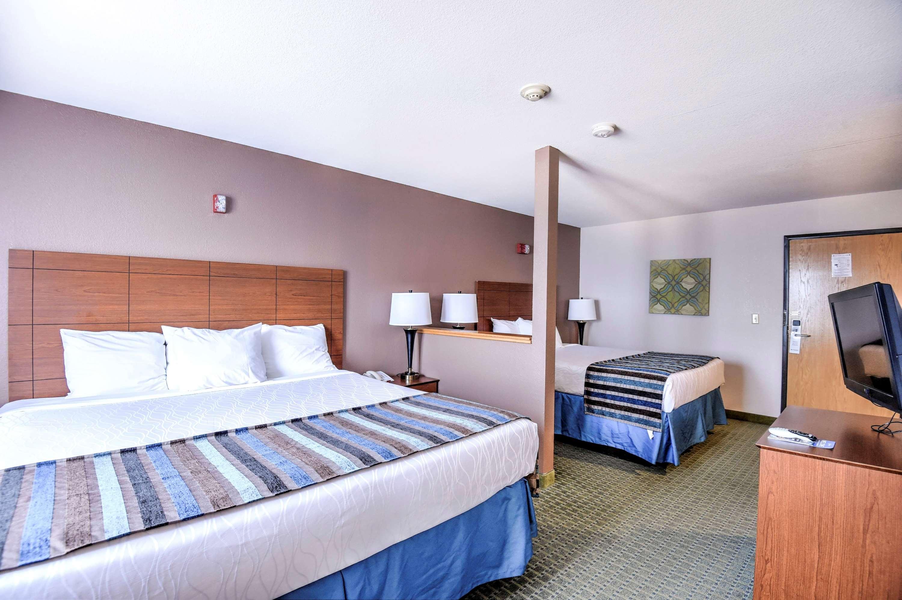 SureStay Hotel by Best Western Ottawa — photo 4