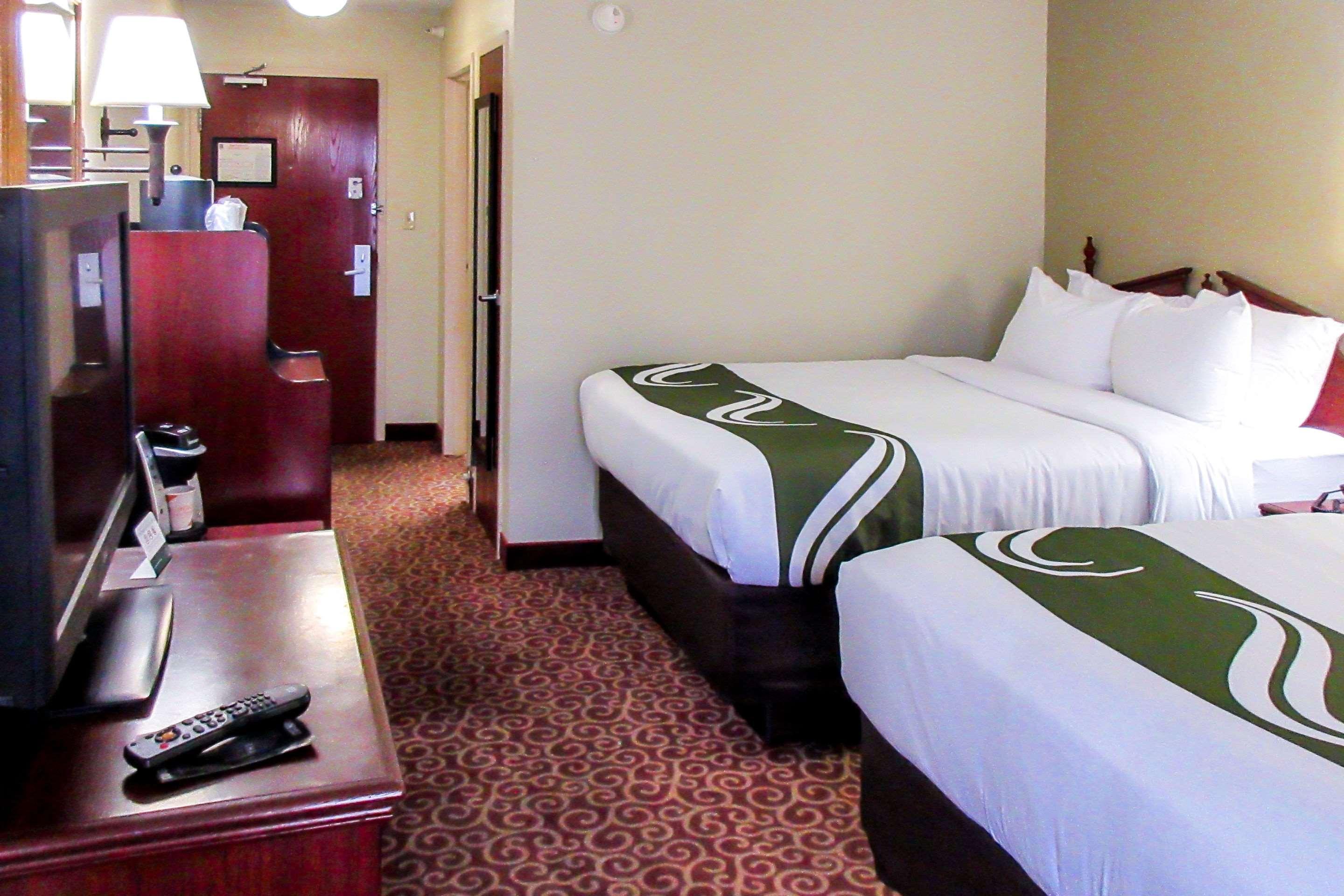 Quality Inn & Suites — photo 4