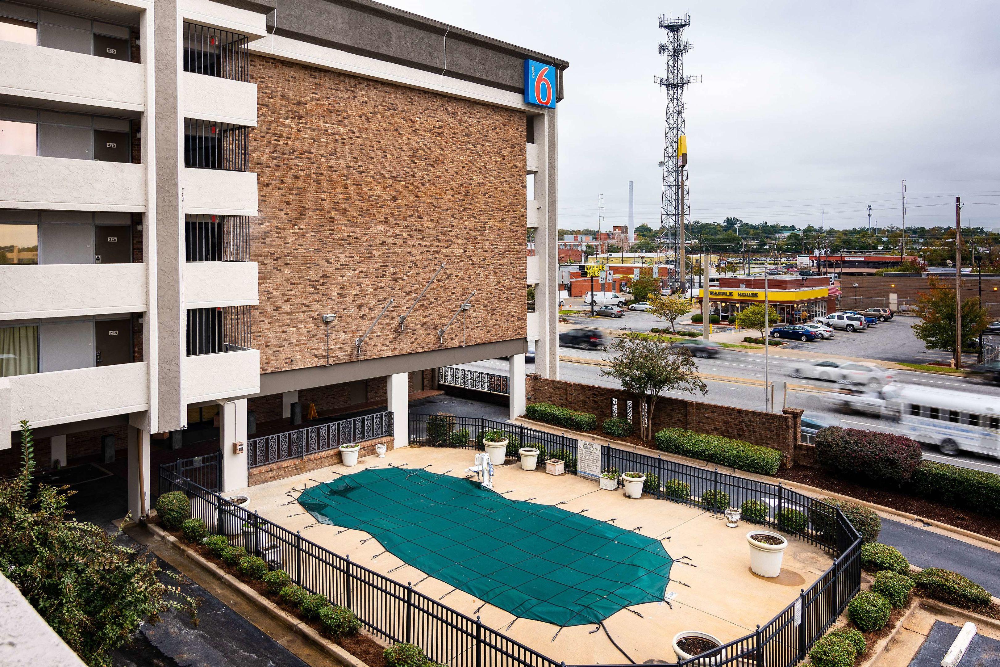 Motel 6 Columbus - Downtown — photo 4