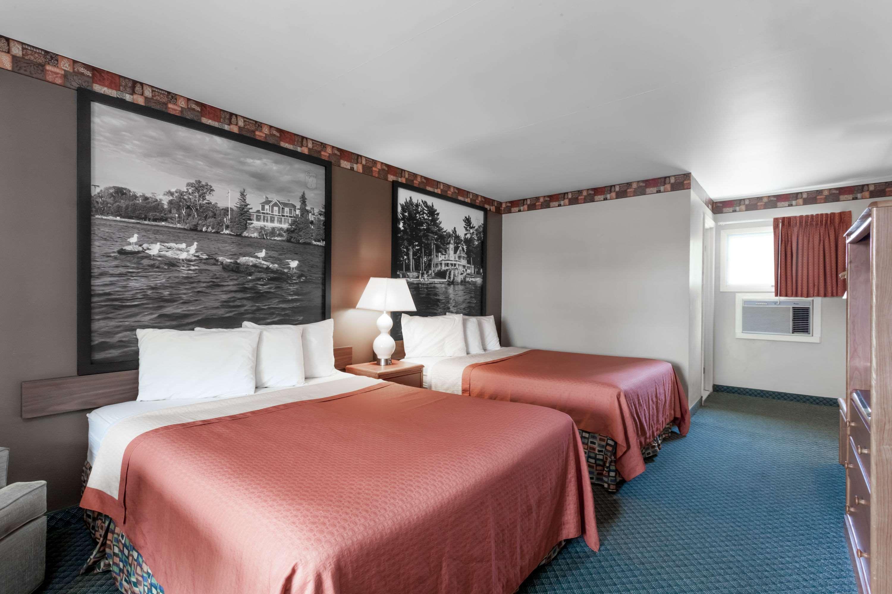Super 8 by Wyndham Lake George/Downtown — photo 4