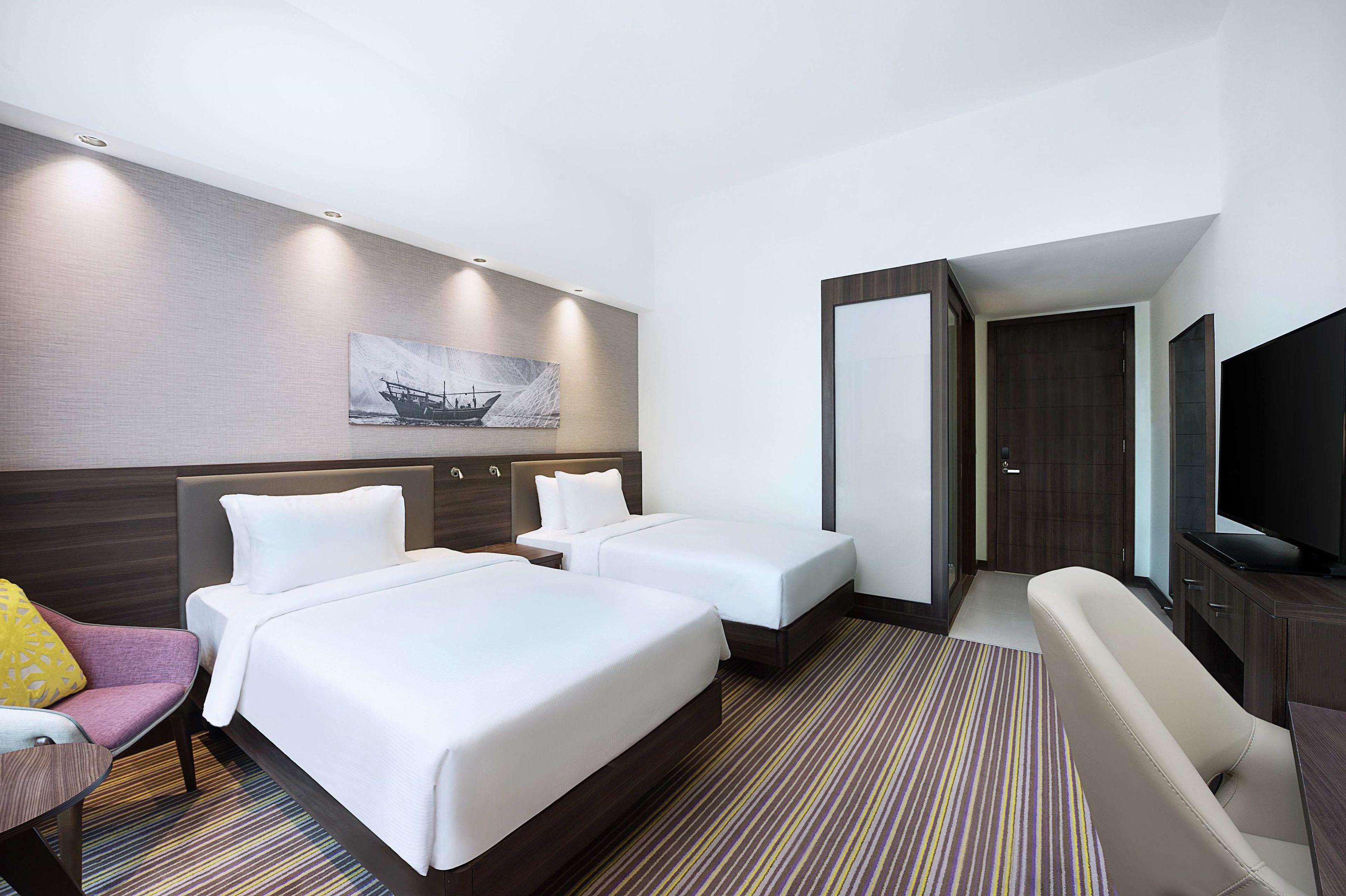 Hampton by Hilton Dubai Airport — photo 4