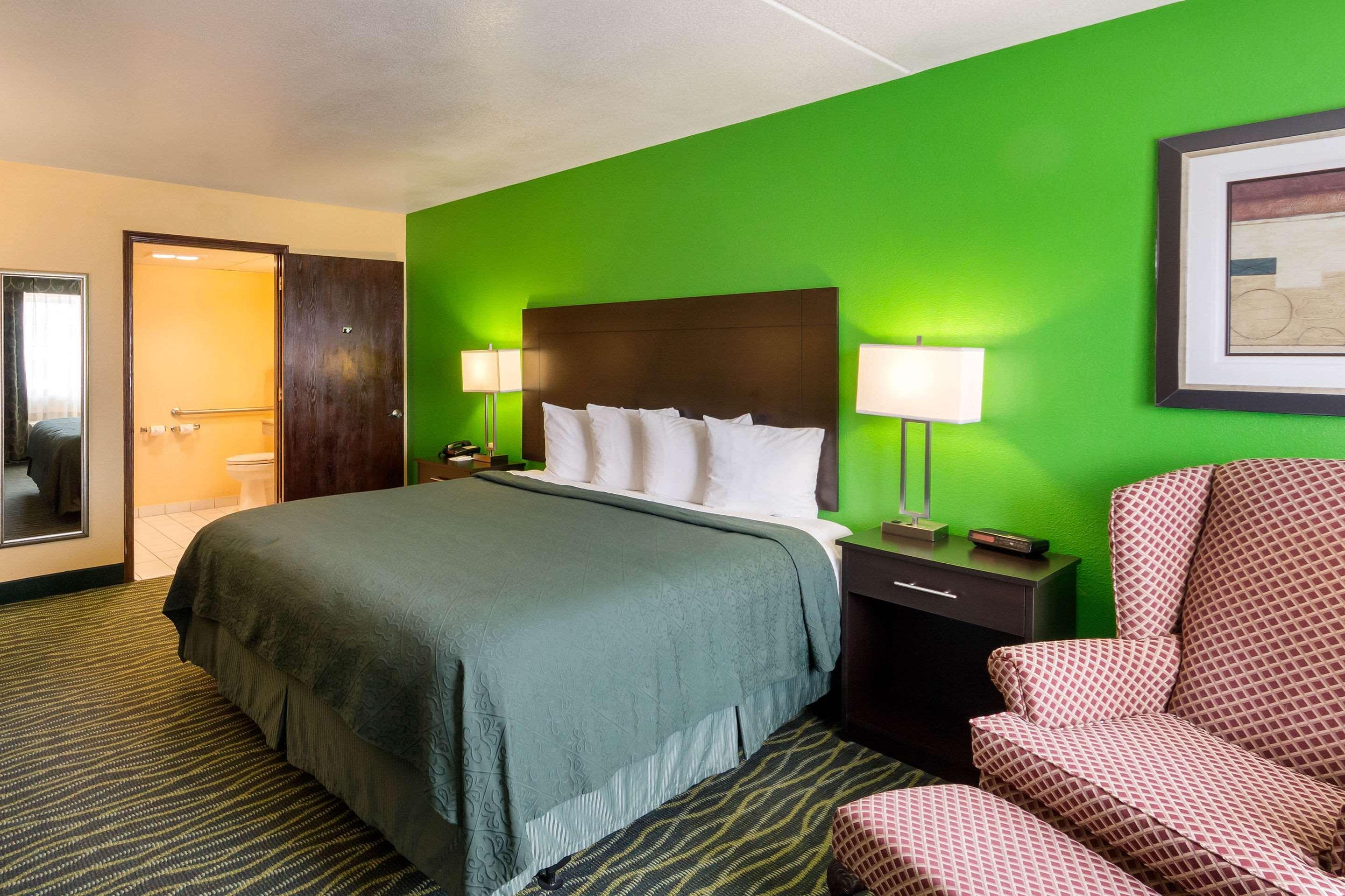 Quality Inn Siloam Springs West — photo 5