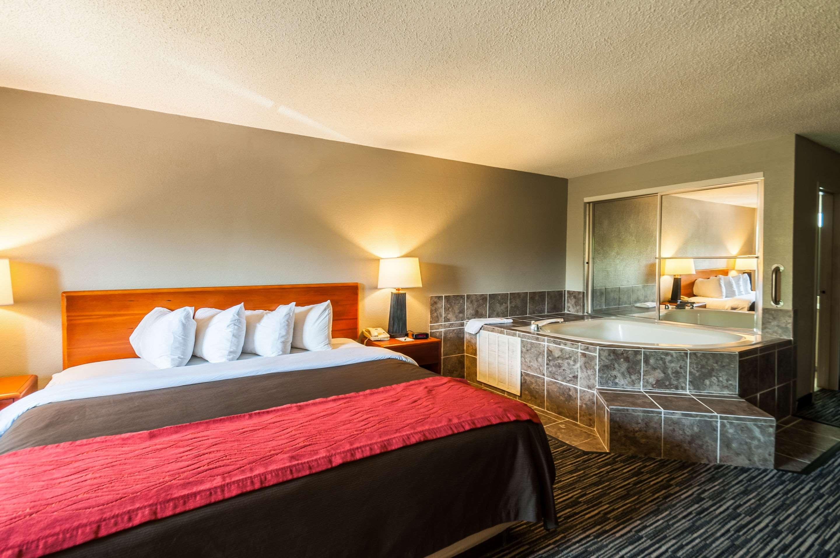 Quality Inn Solomons - Beacon Marina — photo 5