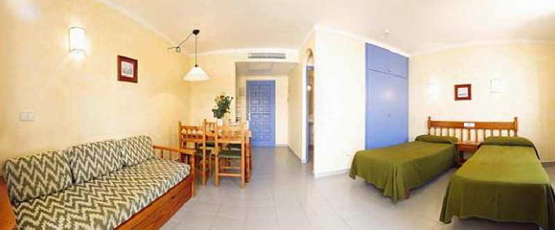 Apartamentos Sol Bay — photo 4