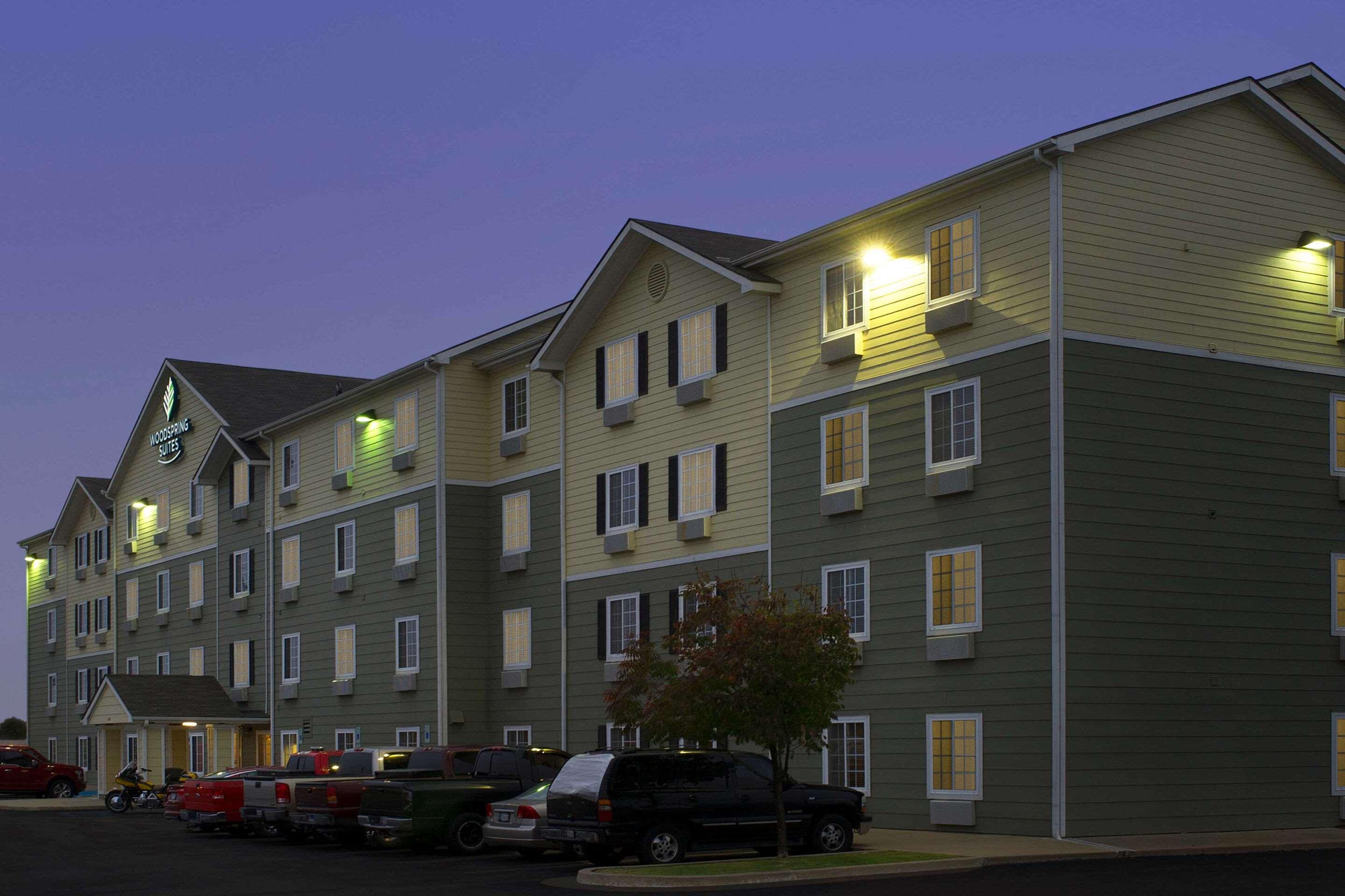 WoodSpring Suites Tulsa — photo 4