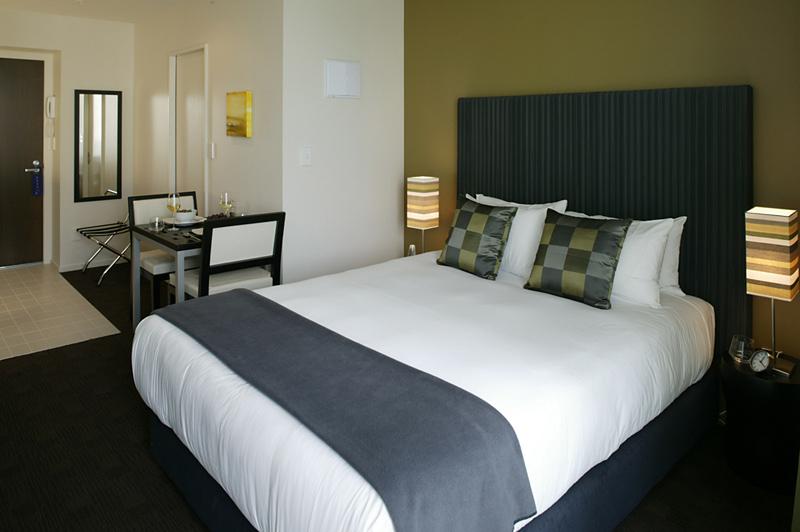 Quadrant Hotel & Suites — photo 3