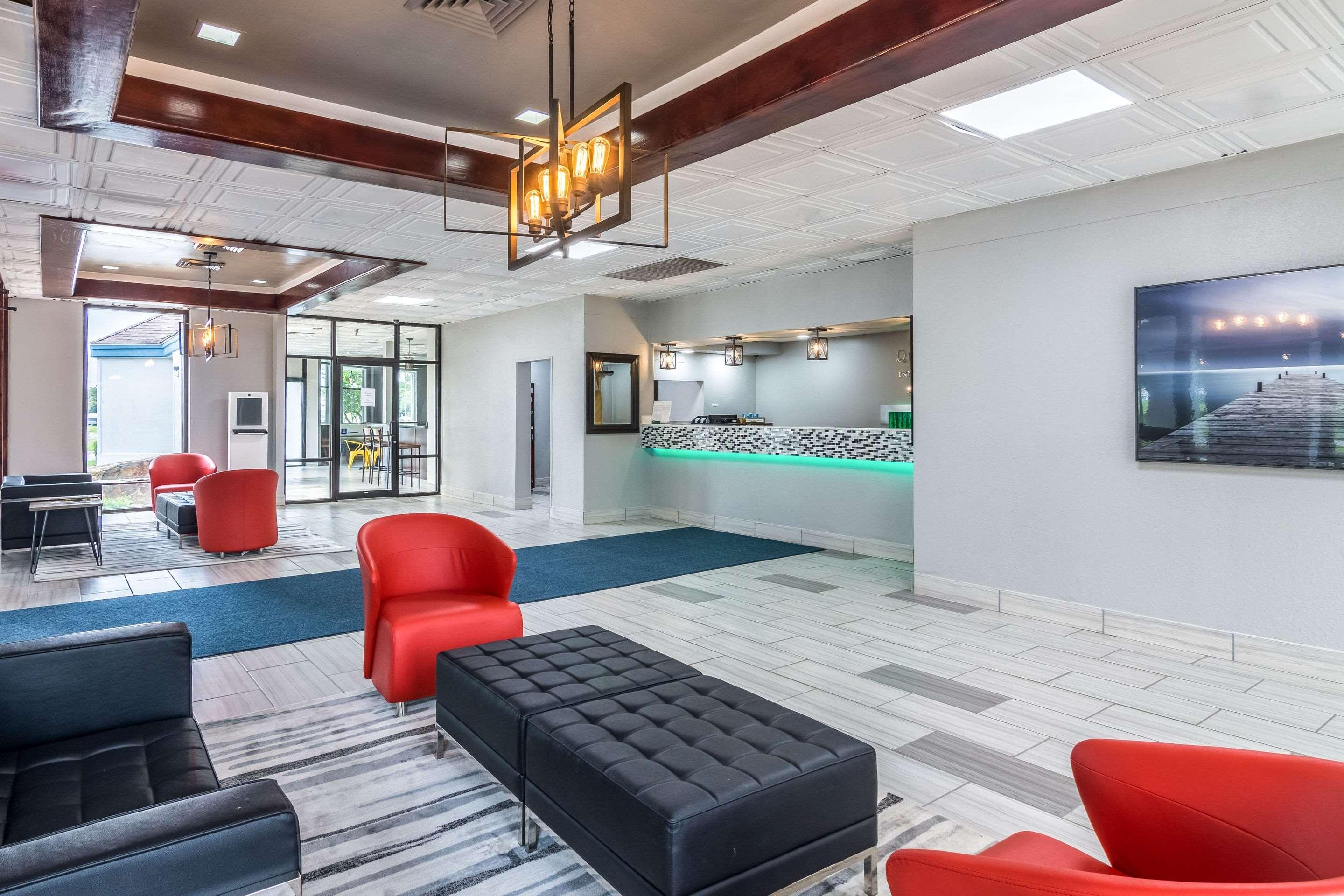 Quality Inn & Suites — photo 4