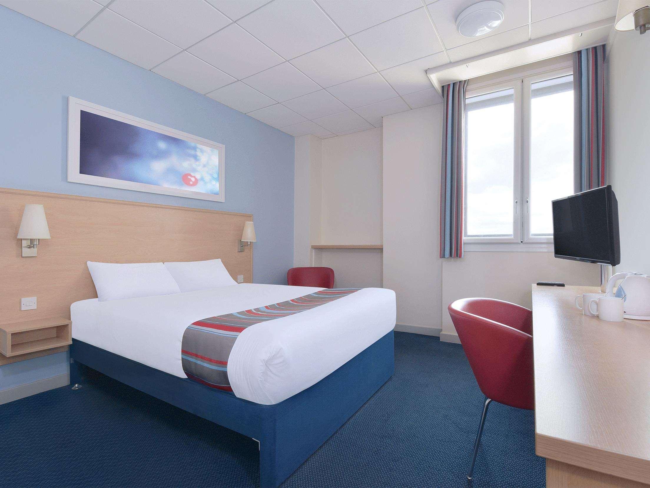 Travelodge Chippenham Leigh Delamere M4 Eastbound