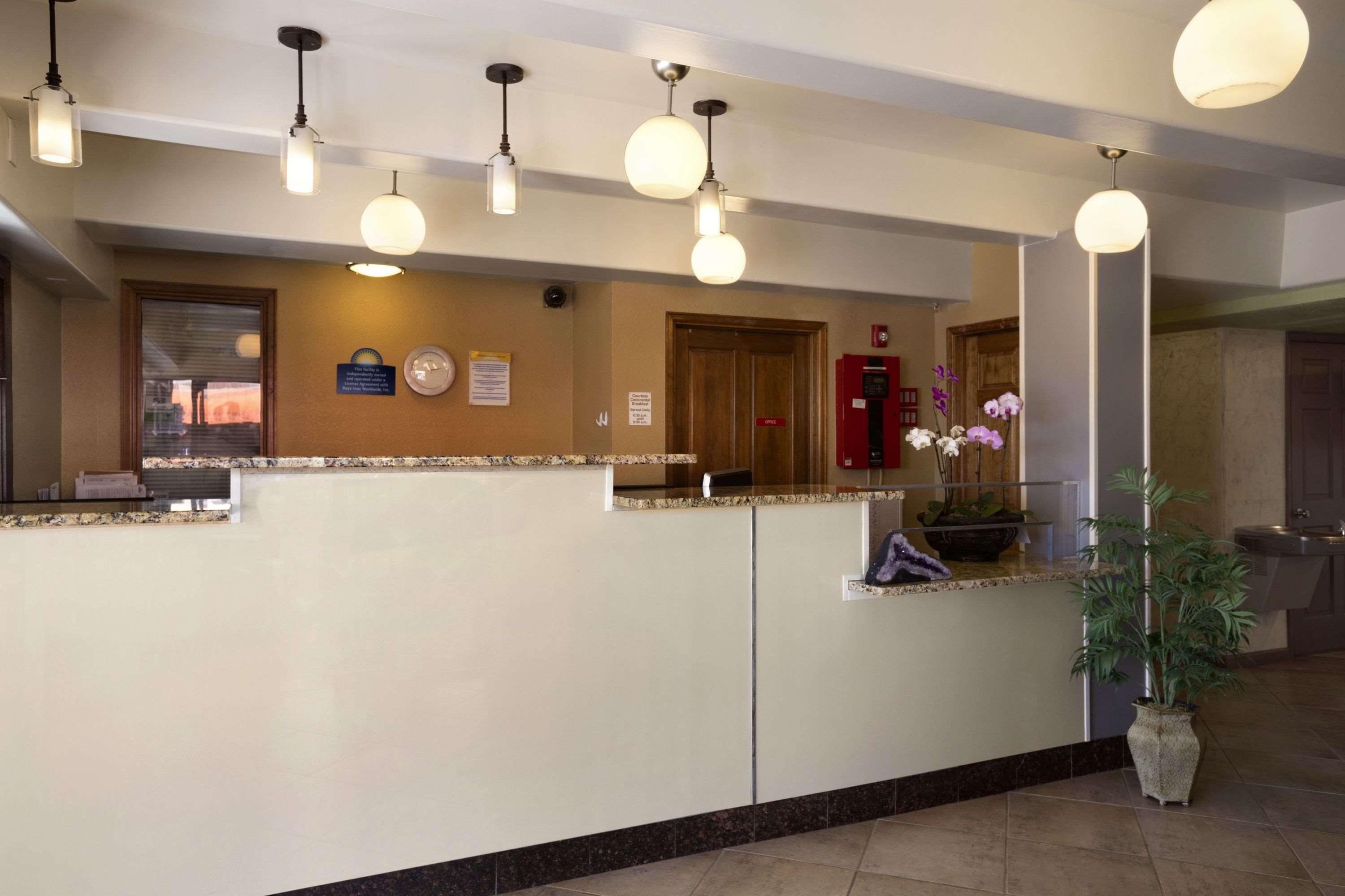 Days Inn by Wyndham Denver Downtown — photo 5