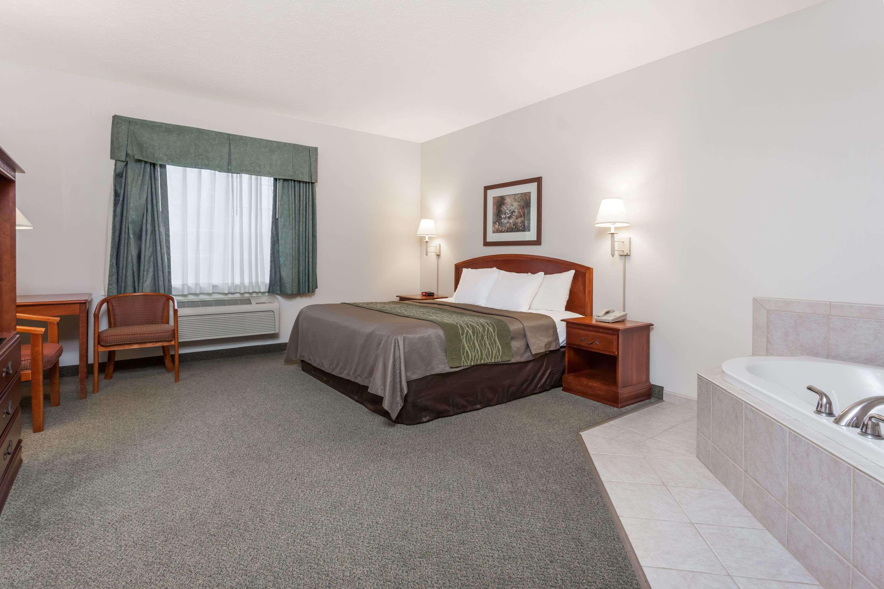 Days Inn Pentwater — photo 4