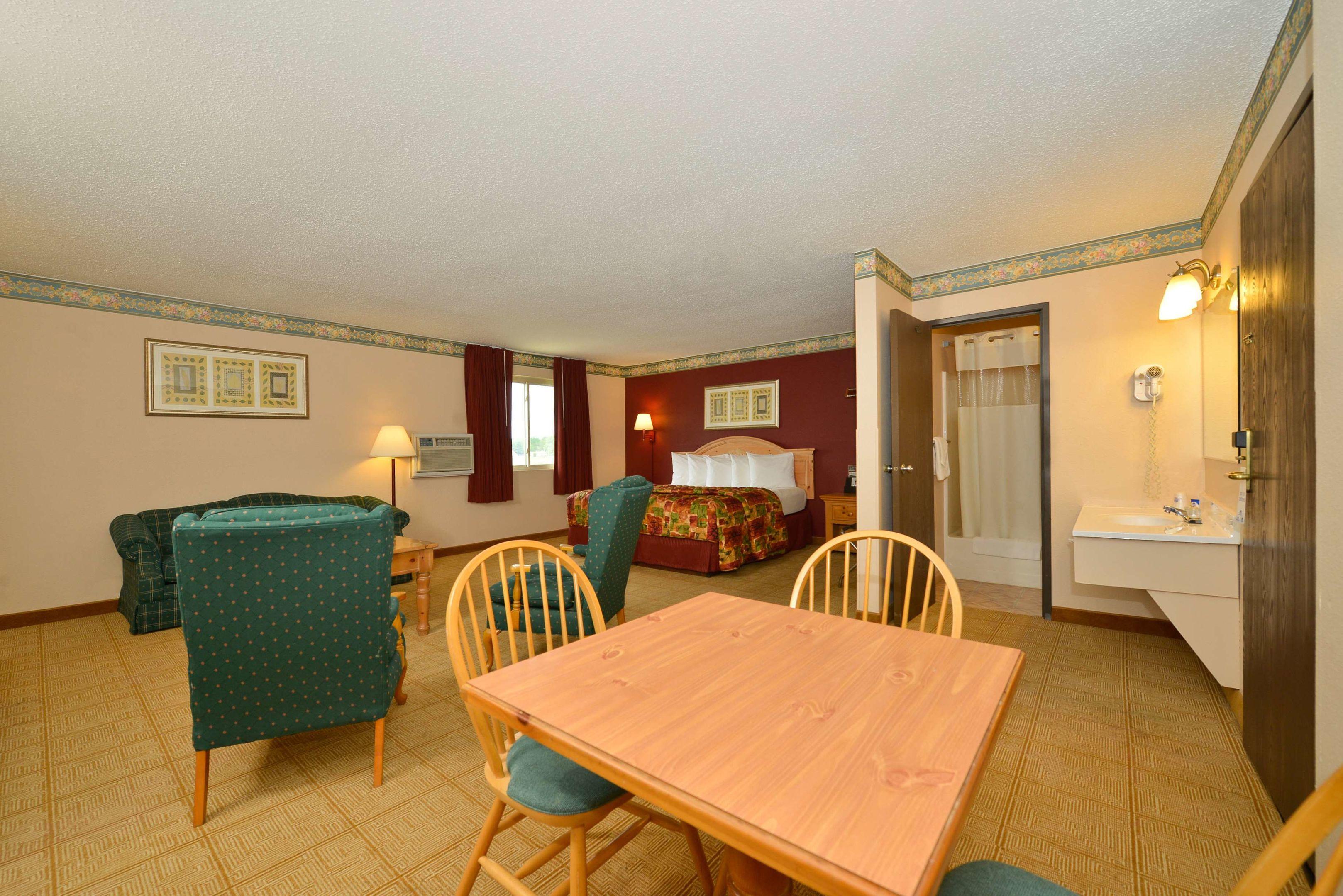 Americas Best Value Inn - Decatur — photo 5