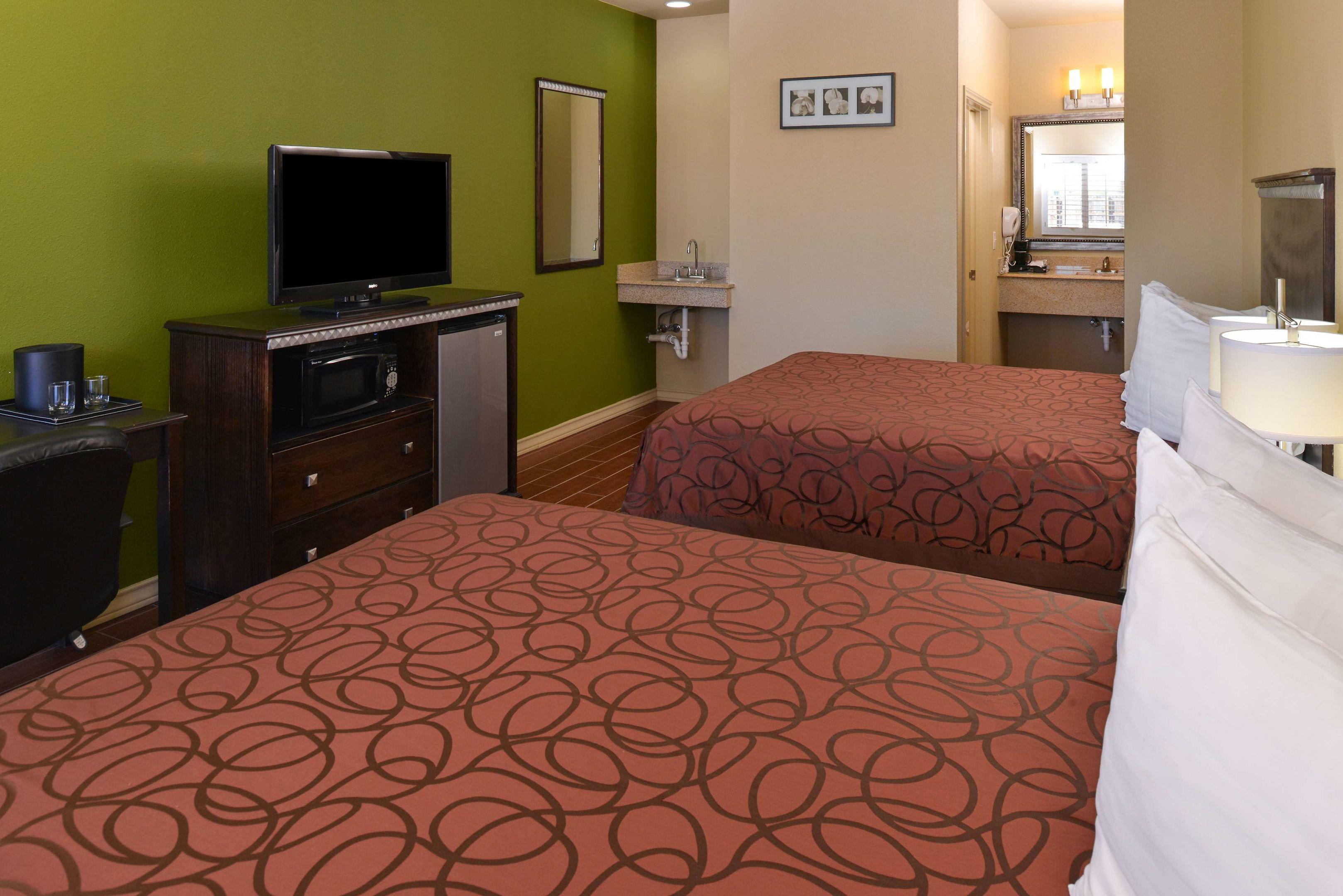 Americas Best Value Inn Jourdanton/Pleasanton — photo 5