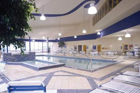 Embassy Suites Niagara Falls Fallsview — photo 3