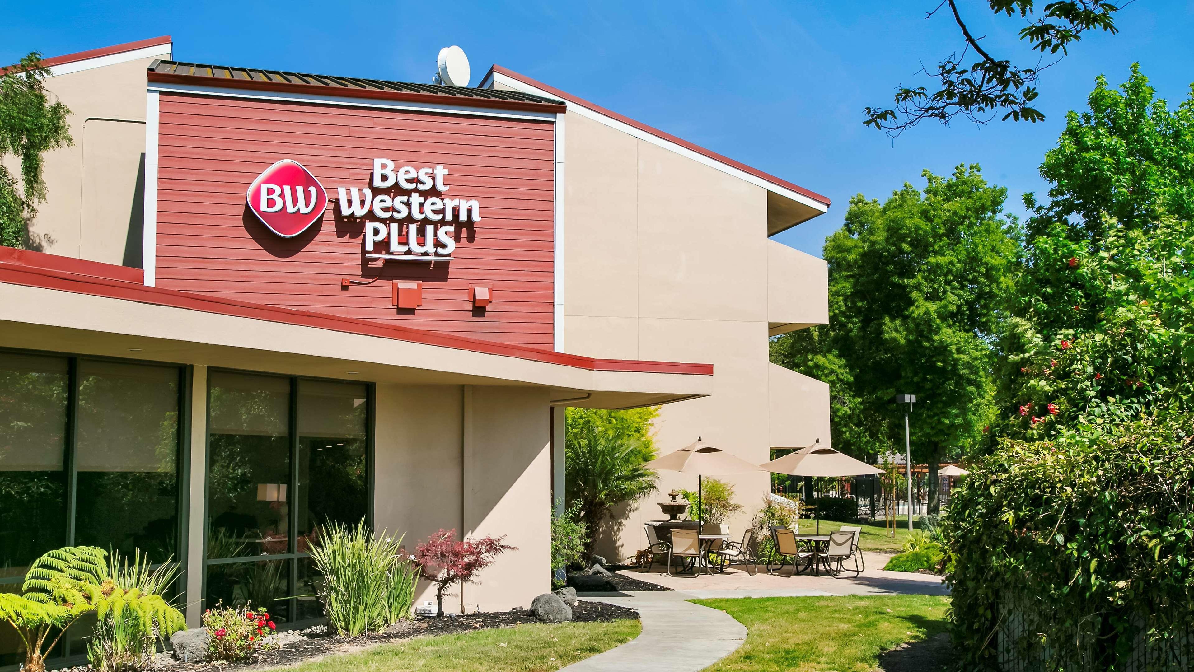 Best Western Plus Garden Court Inn — photo 5