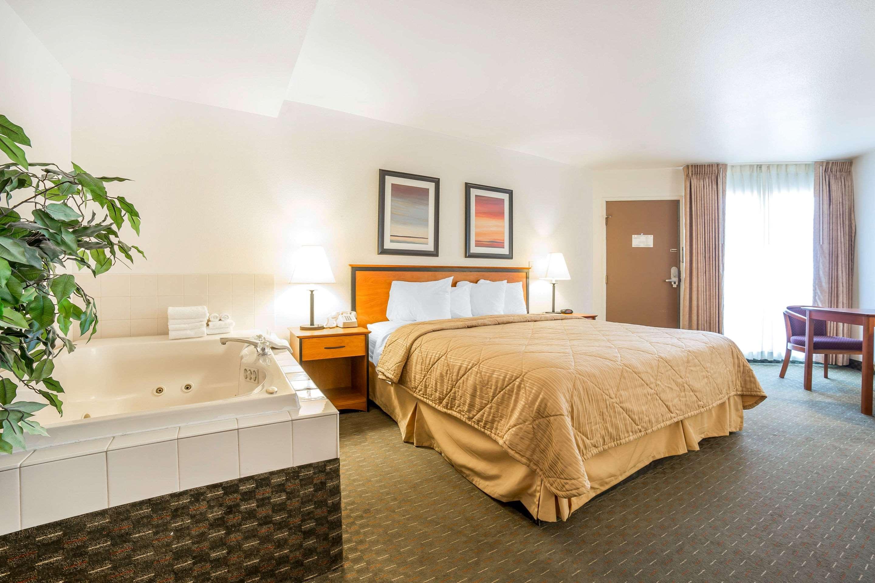 Quality Inn — photo 4