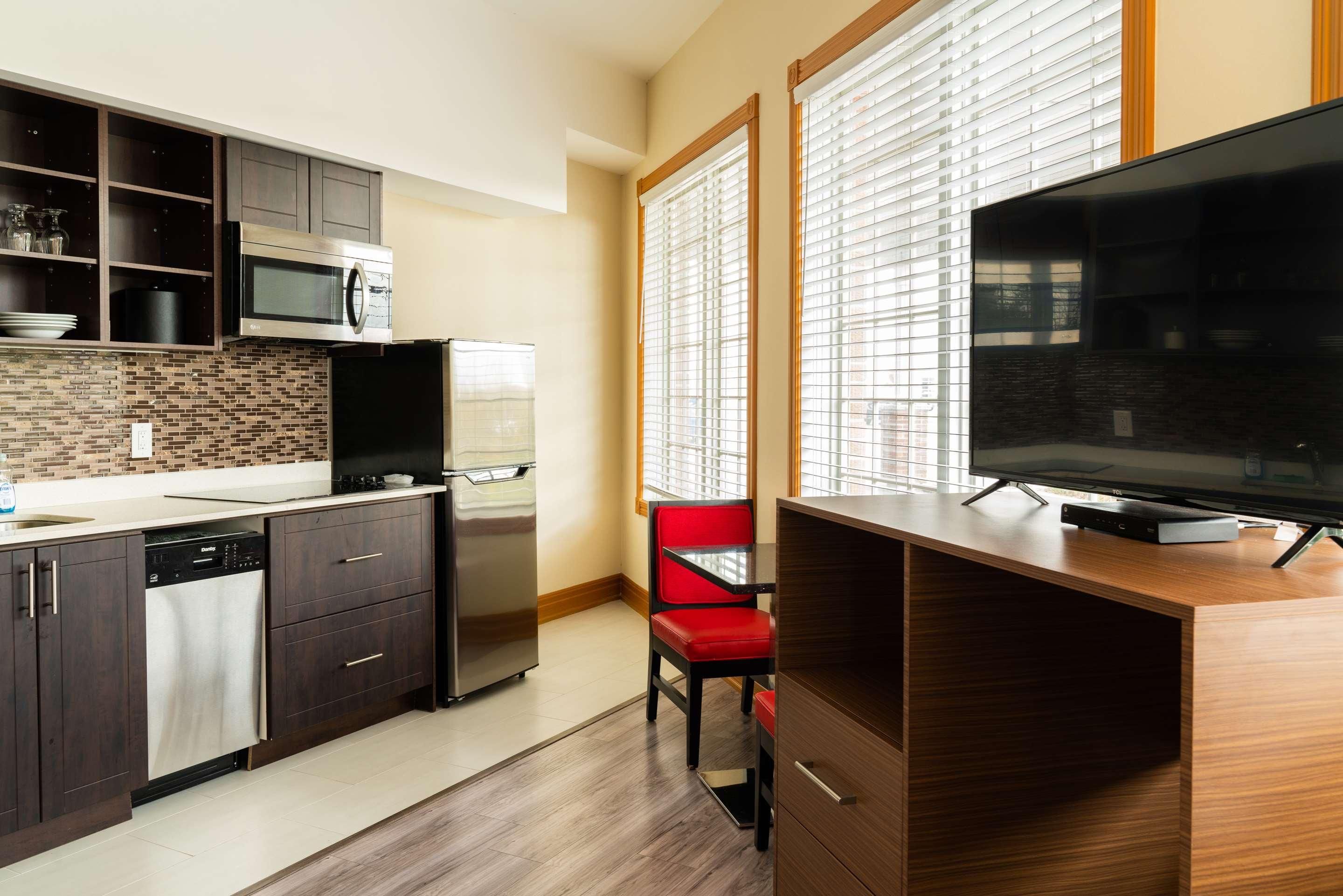 SureStay Plus Hotel by Best Western Kincardine — photo 4