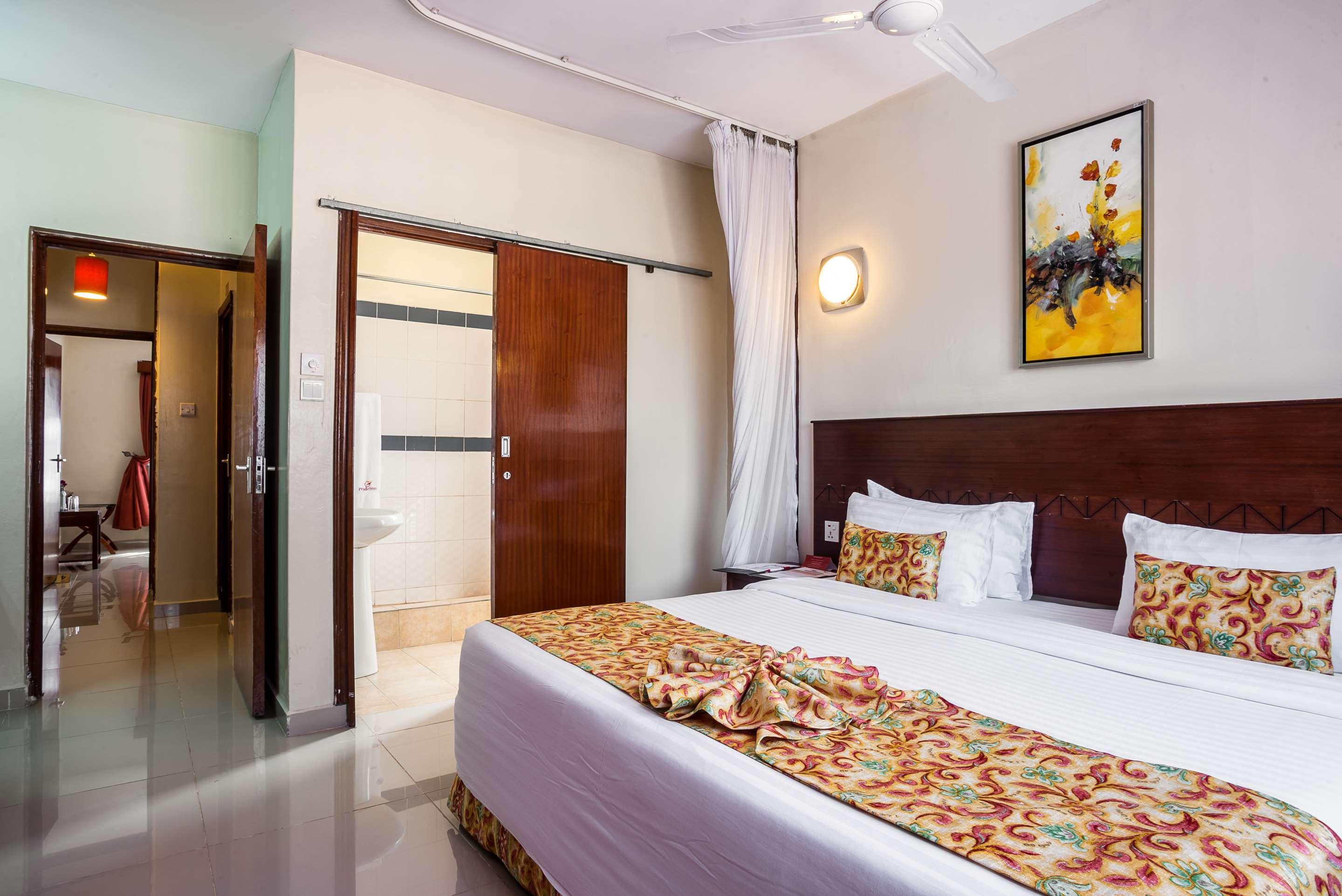 PrideInn Suites Lantana — photo 4