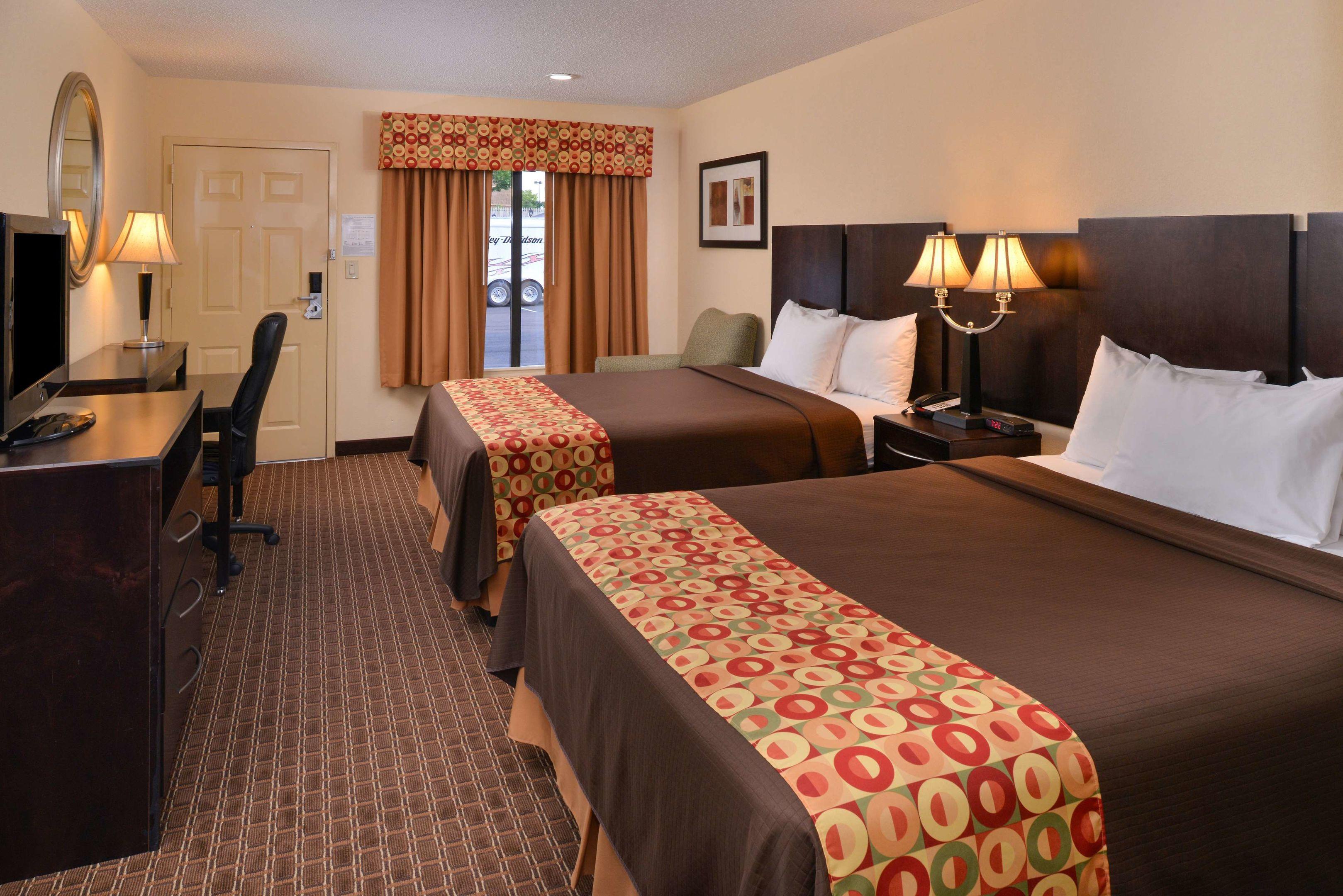 Americas Best Value Inn Tupelo Barnes Crossing — photo 4