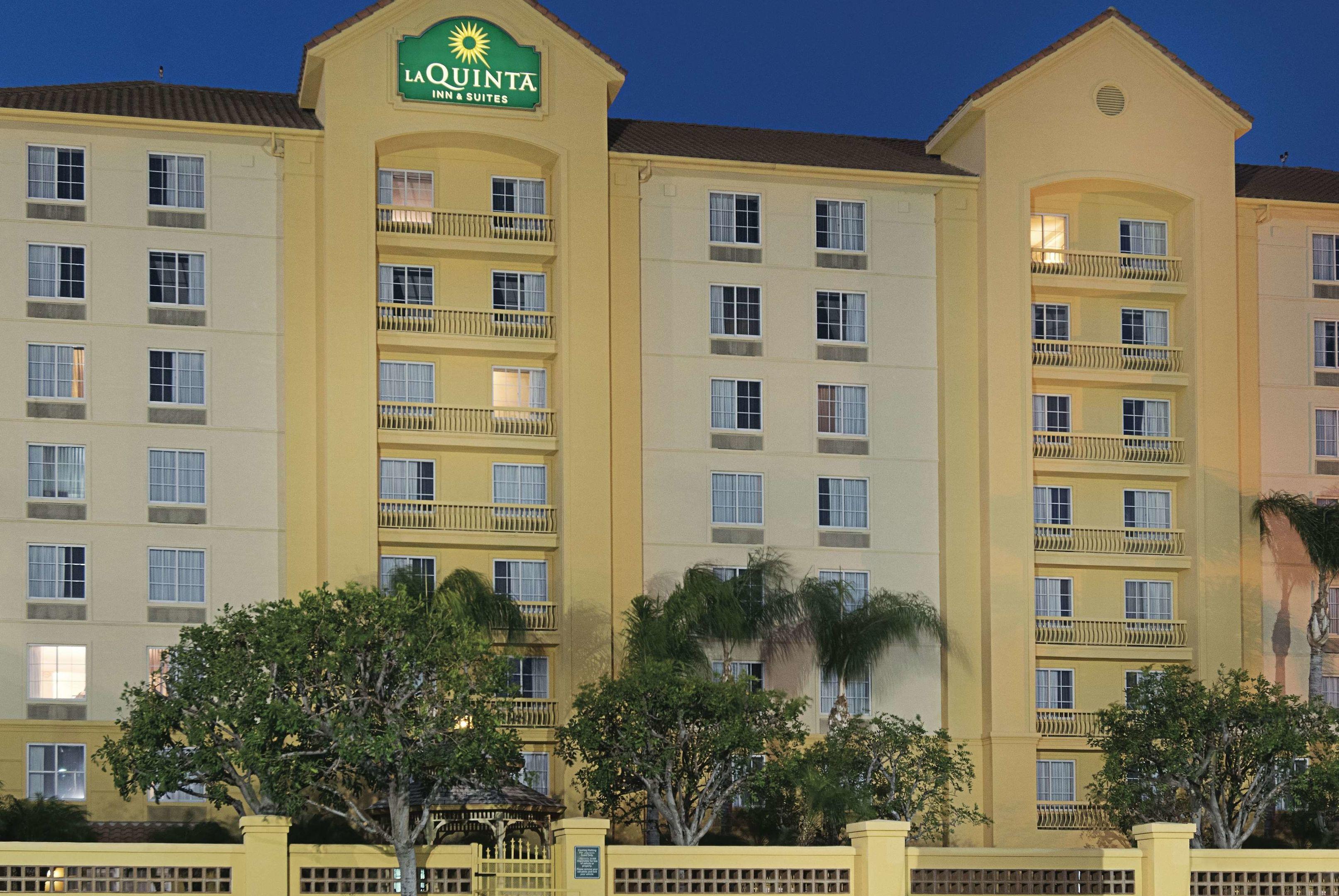 La Quinta Inn and Suites Ontario Airport — photo 5
