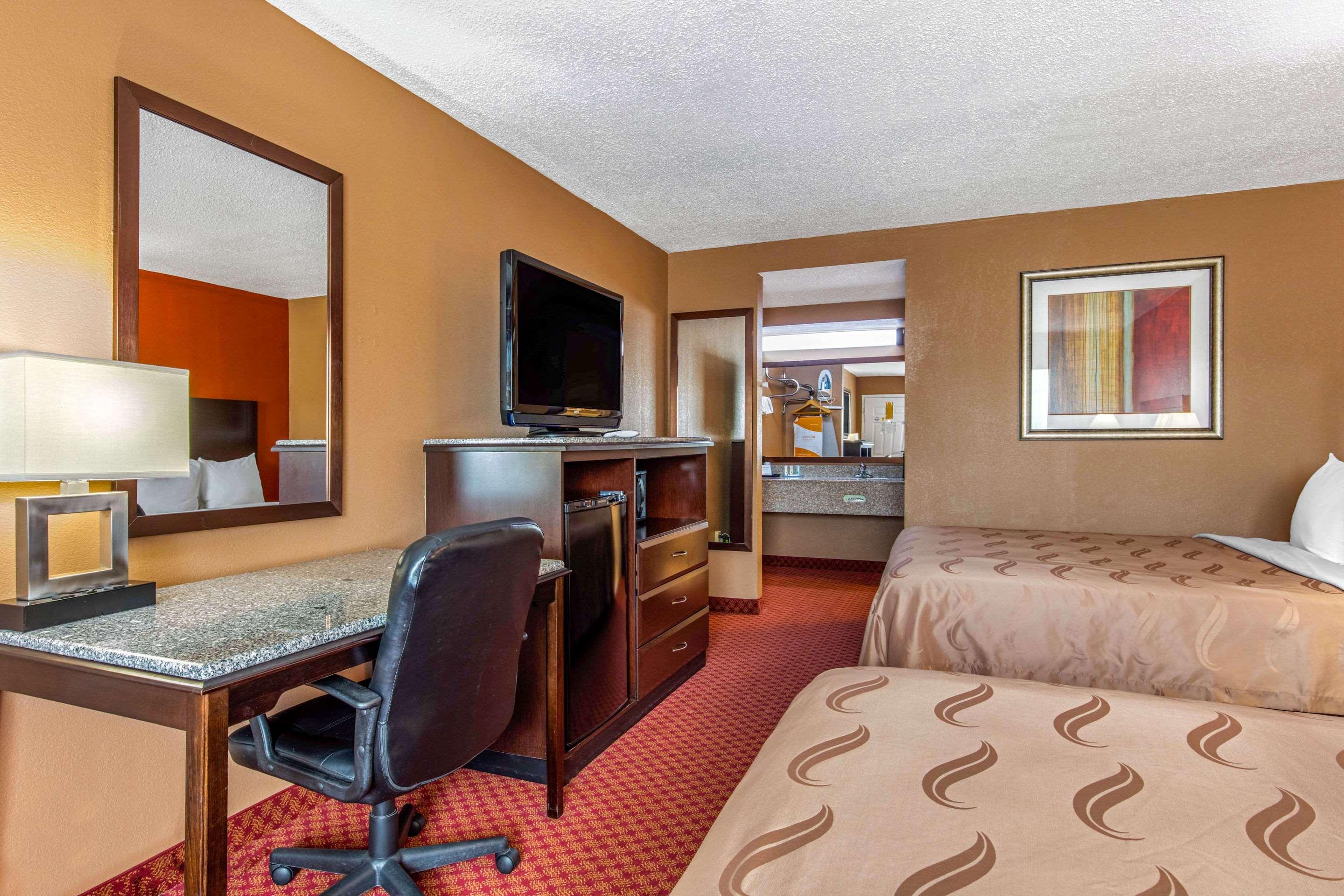 Quality Inn — photo 5