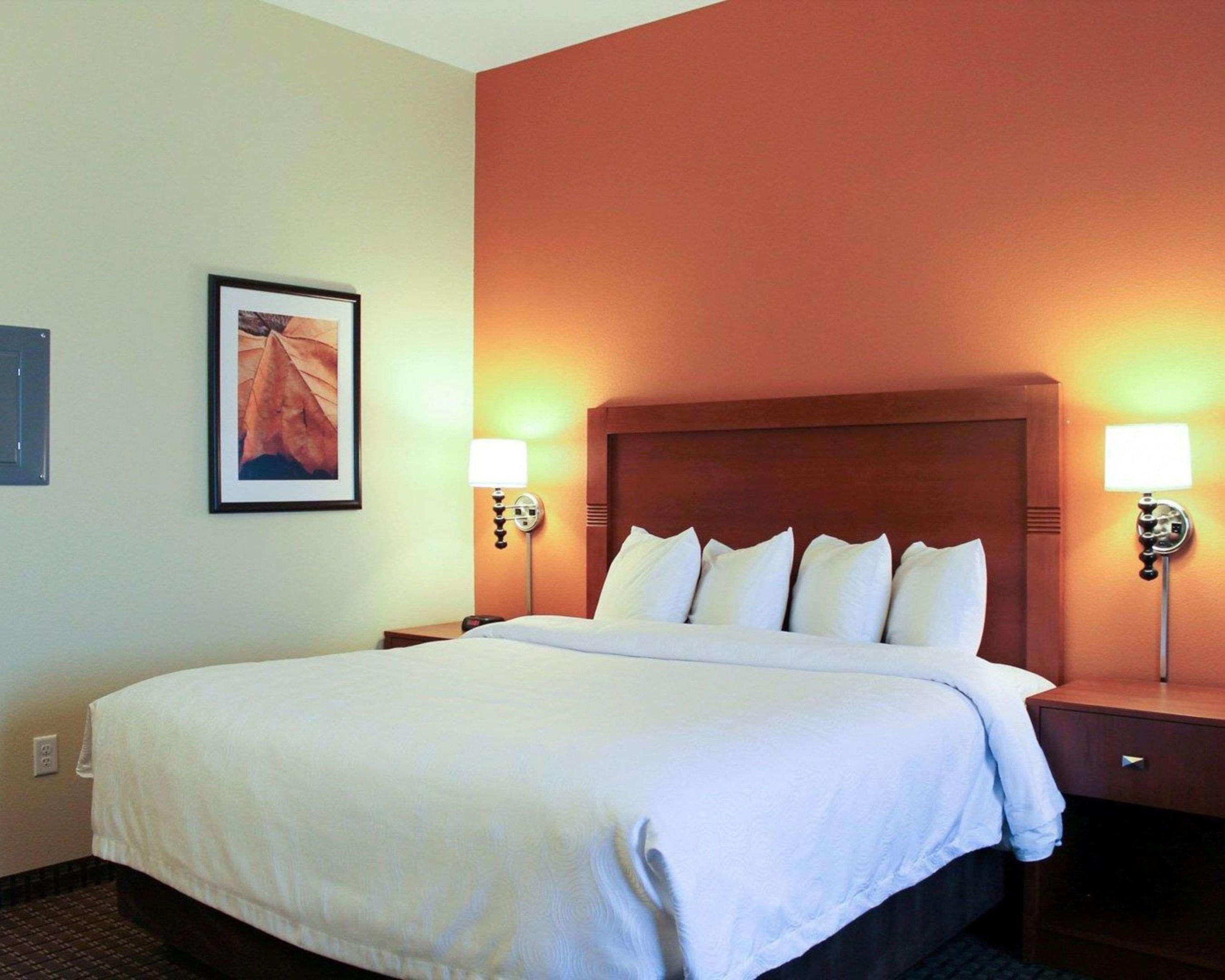 MainStay Suites Tioga — photo 5