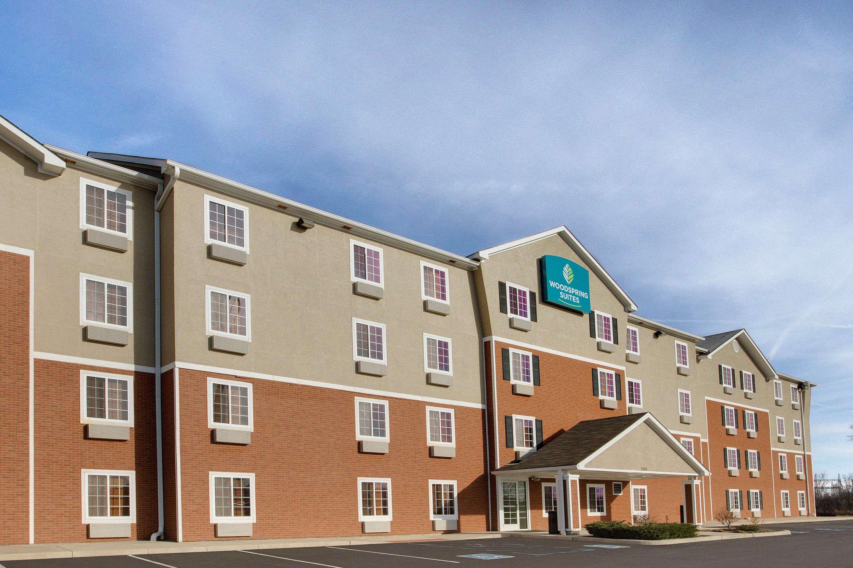 Woodspring Suites Fort Wayne — photo 4